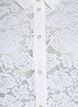 Skjortebluse i blonde med perleknapper, Hvid, Packshot image number 2
