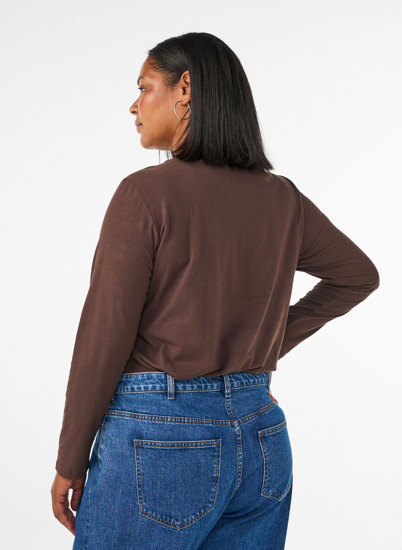 Basis jerseybluse med lange &aelig;rmer, Brun, Model image number 2