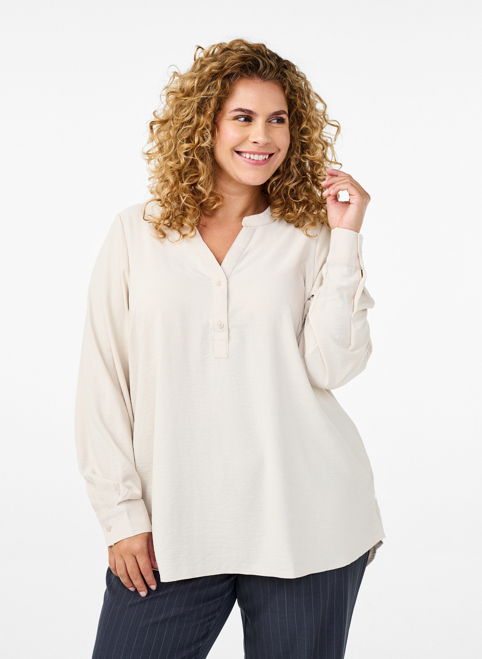 Zizzi FLASH - Skjortebluse med lange &aelig;rmer, Beige, Model image number 0