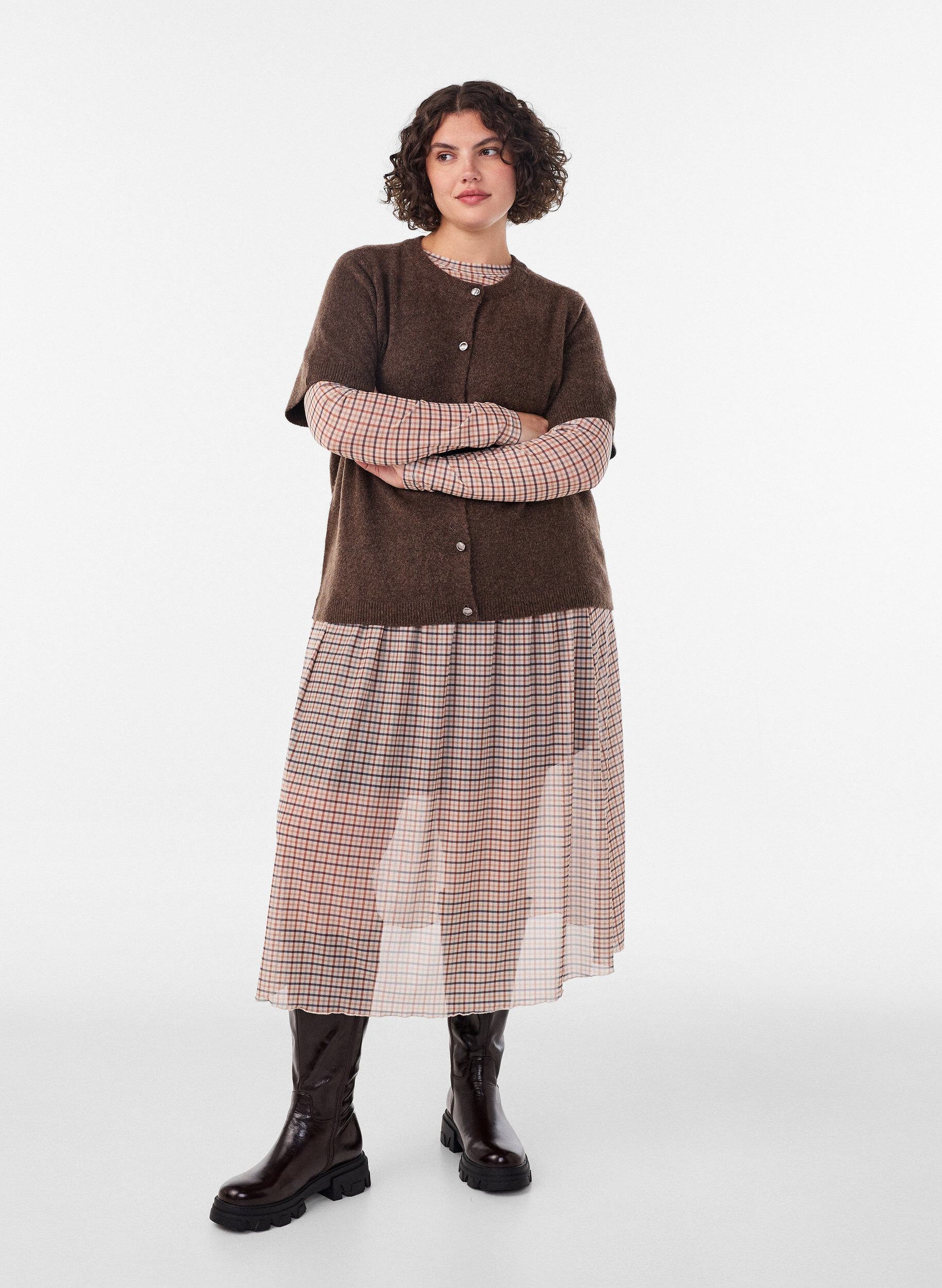 Ternet meshnederdel i midi-l&aelig;ngde, Beige, Model