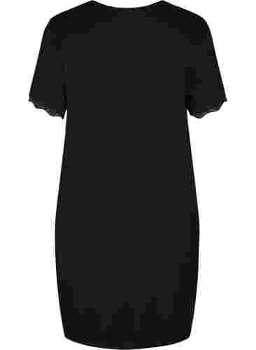 Kortærmet natkjole i viskose, Black, Packshot image number 1