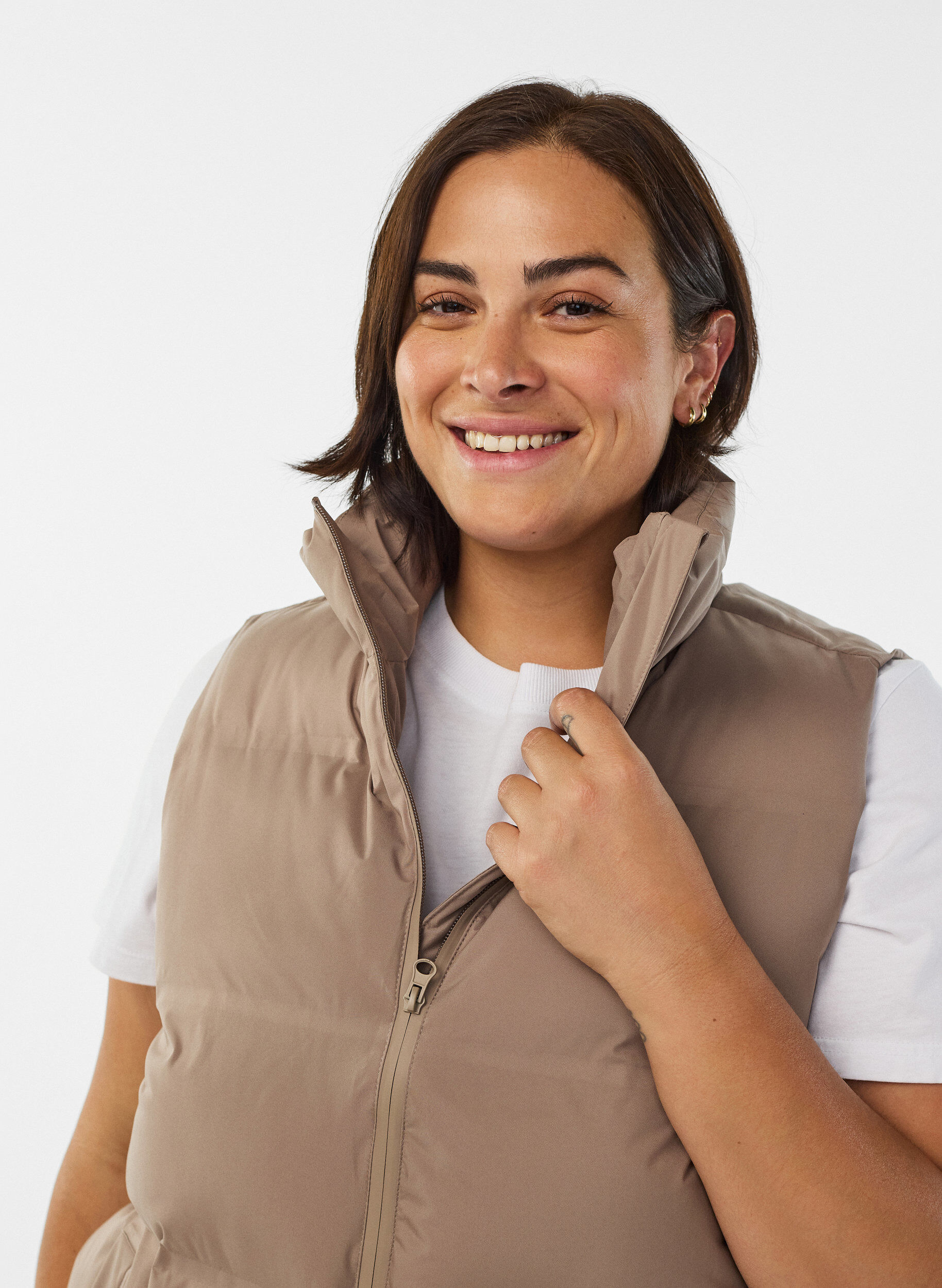 Zizzi Kort puffervest med h&oslash;j krave, Brun, Model image number 3