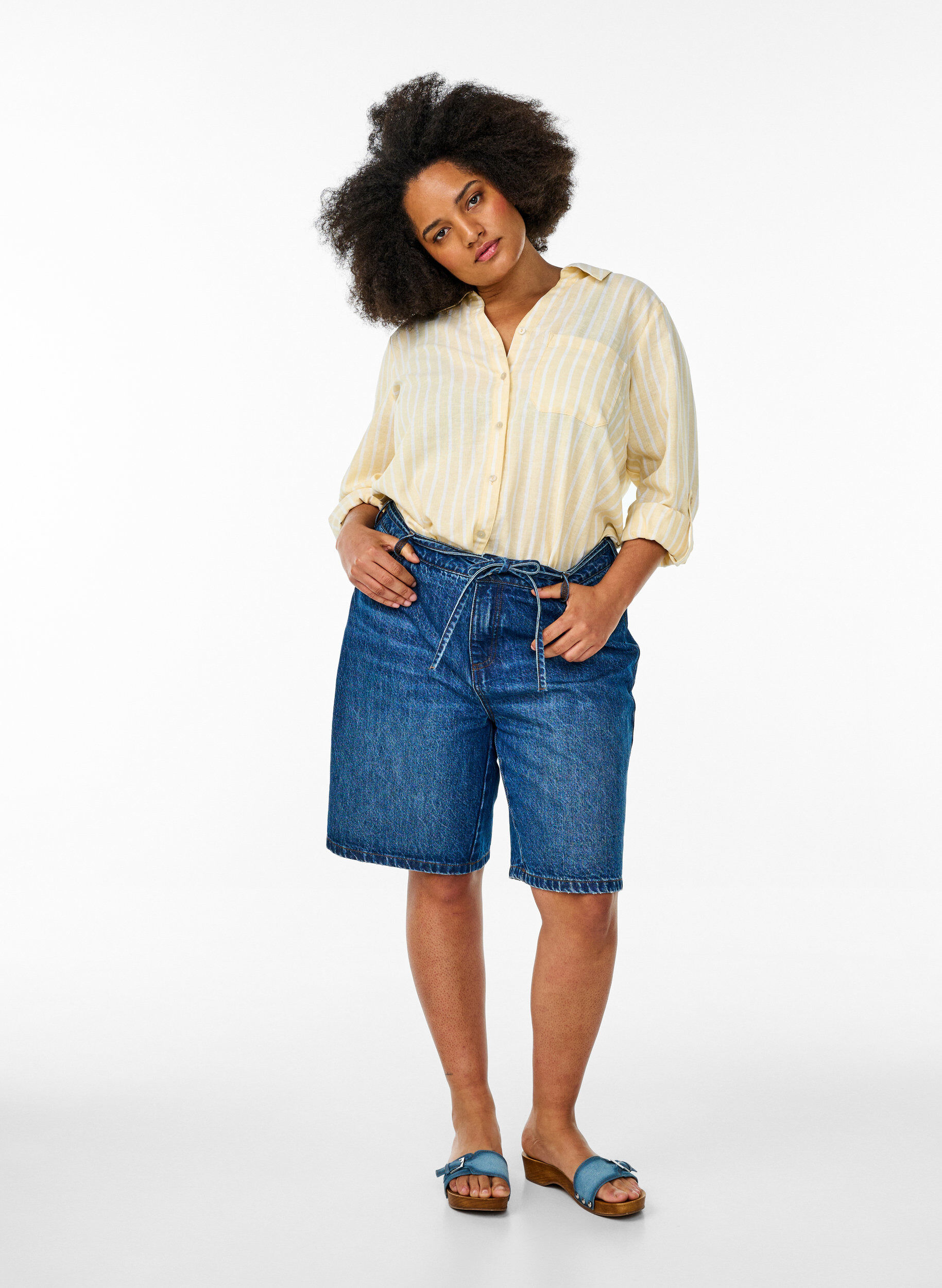 ZizziSkjorte i h&oslash;r og viskose med 3/4-&aelig;rmer, Beige, Model image number 1