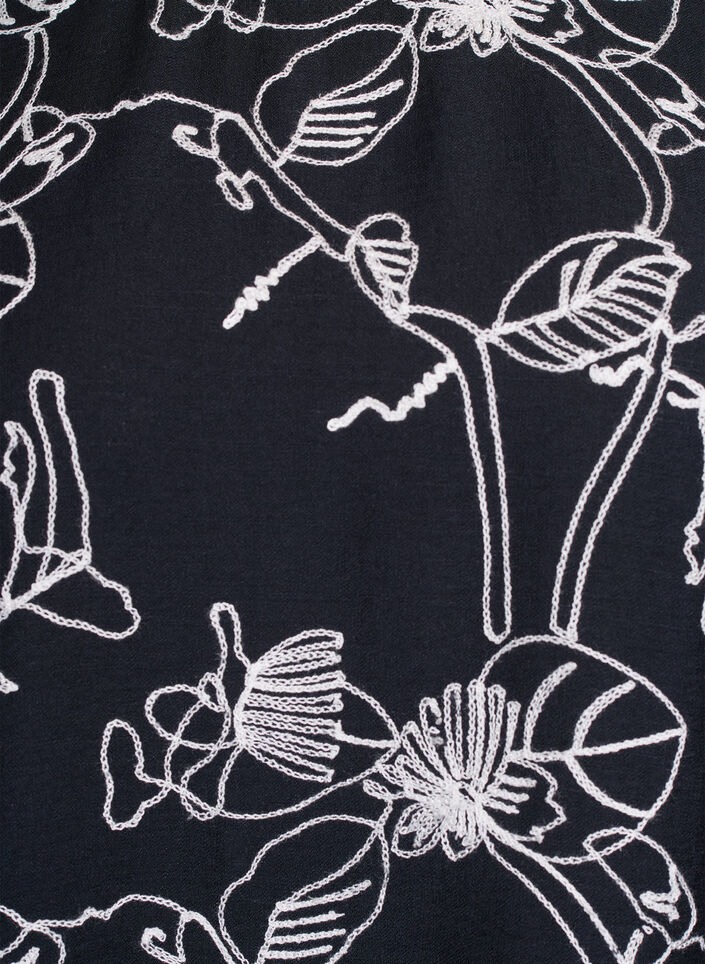 Kort&aelig;rmet bluse med broderet m&oslash;nster, Sort, Packshot image number 2