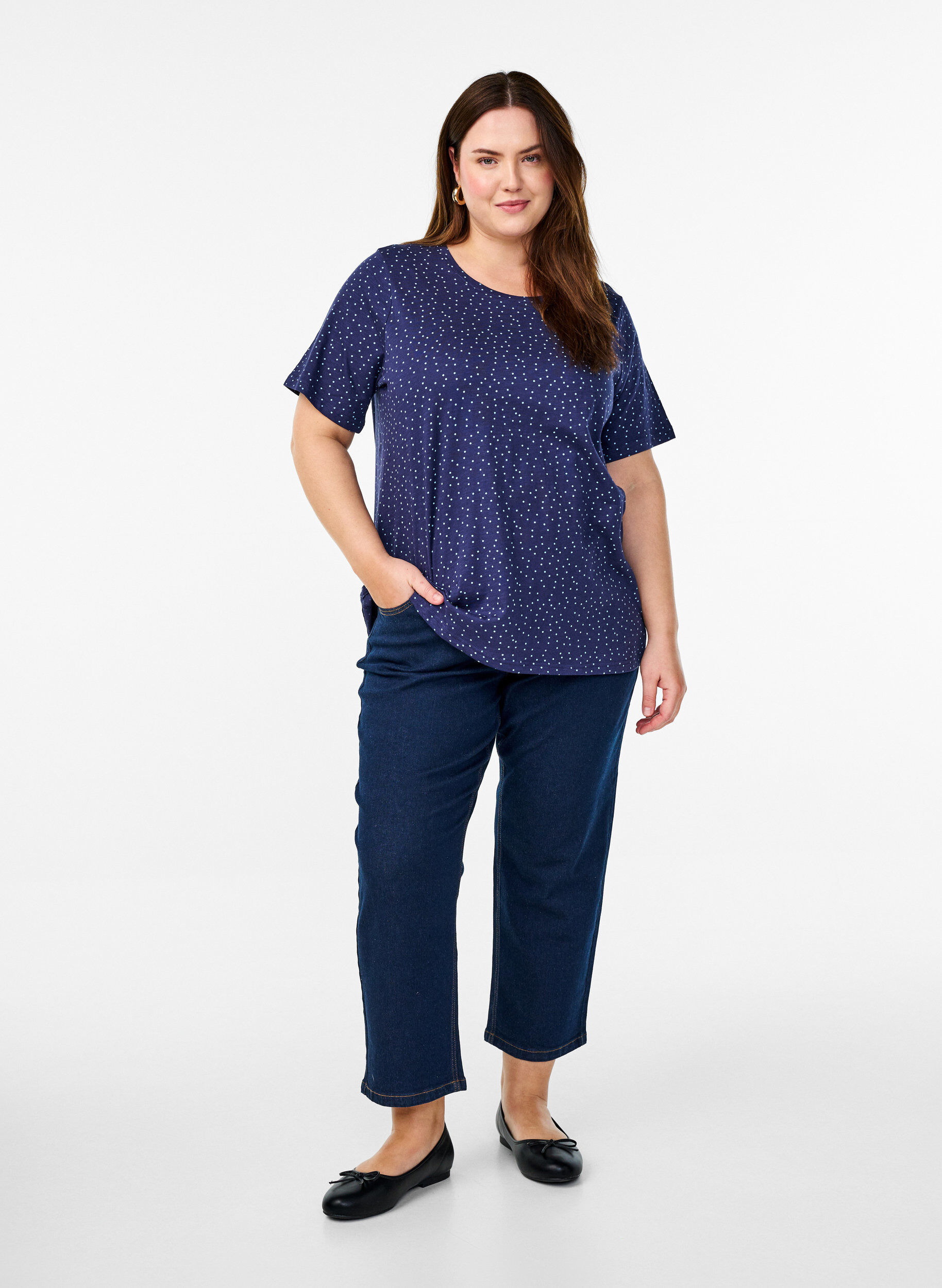 Zizzi T-shirt i &oslash;kologisk bomuld med prikker, Bl&aring;, Model image number 1