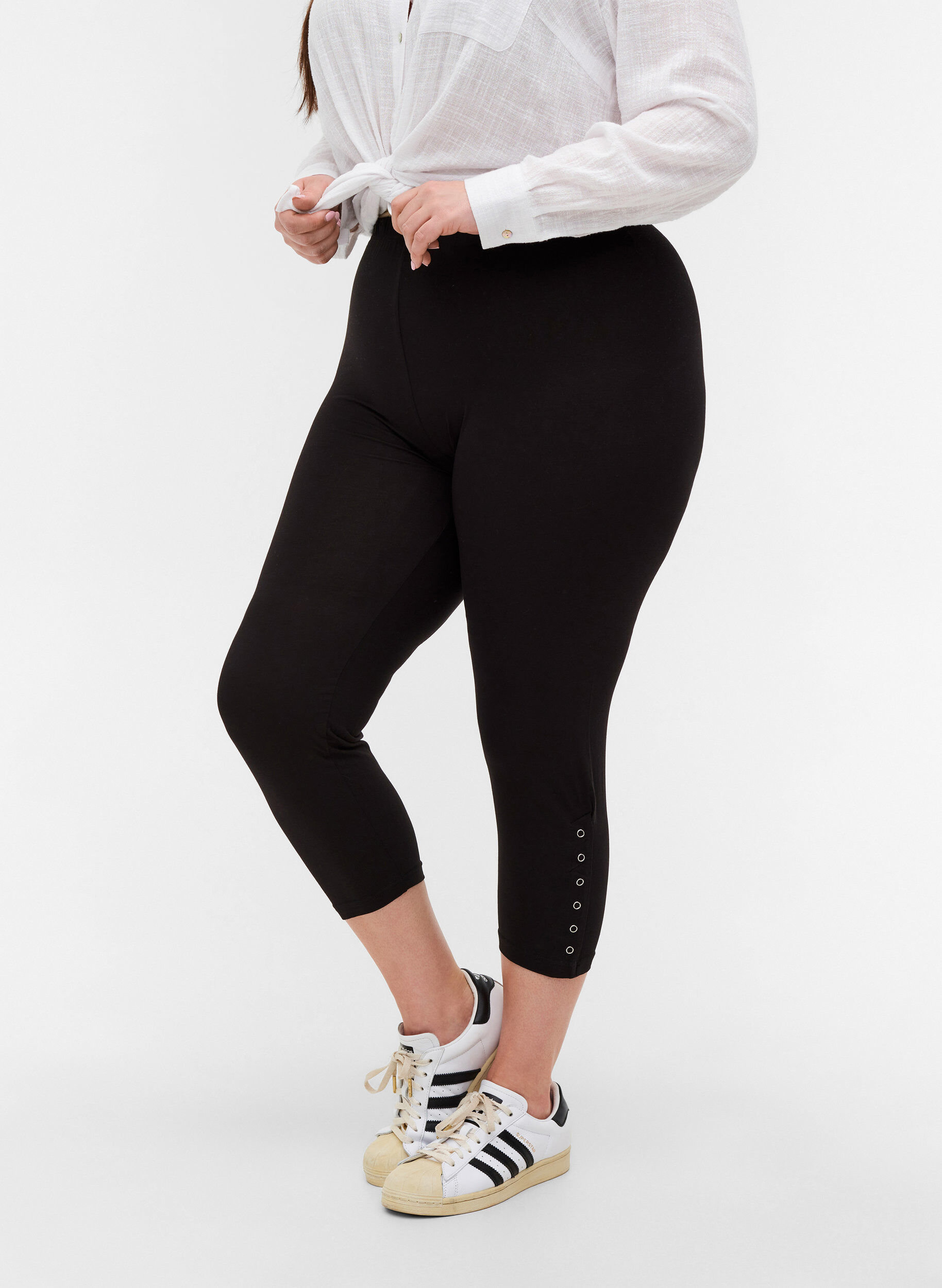 Zizzi 3/4 leggings med knapper, Black, Model image number 2