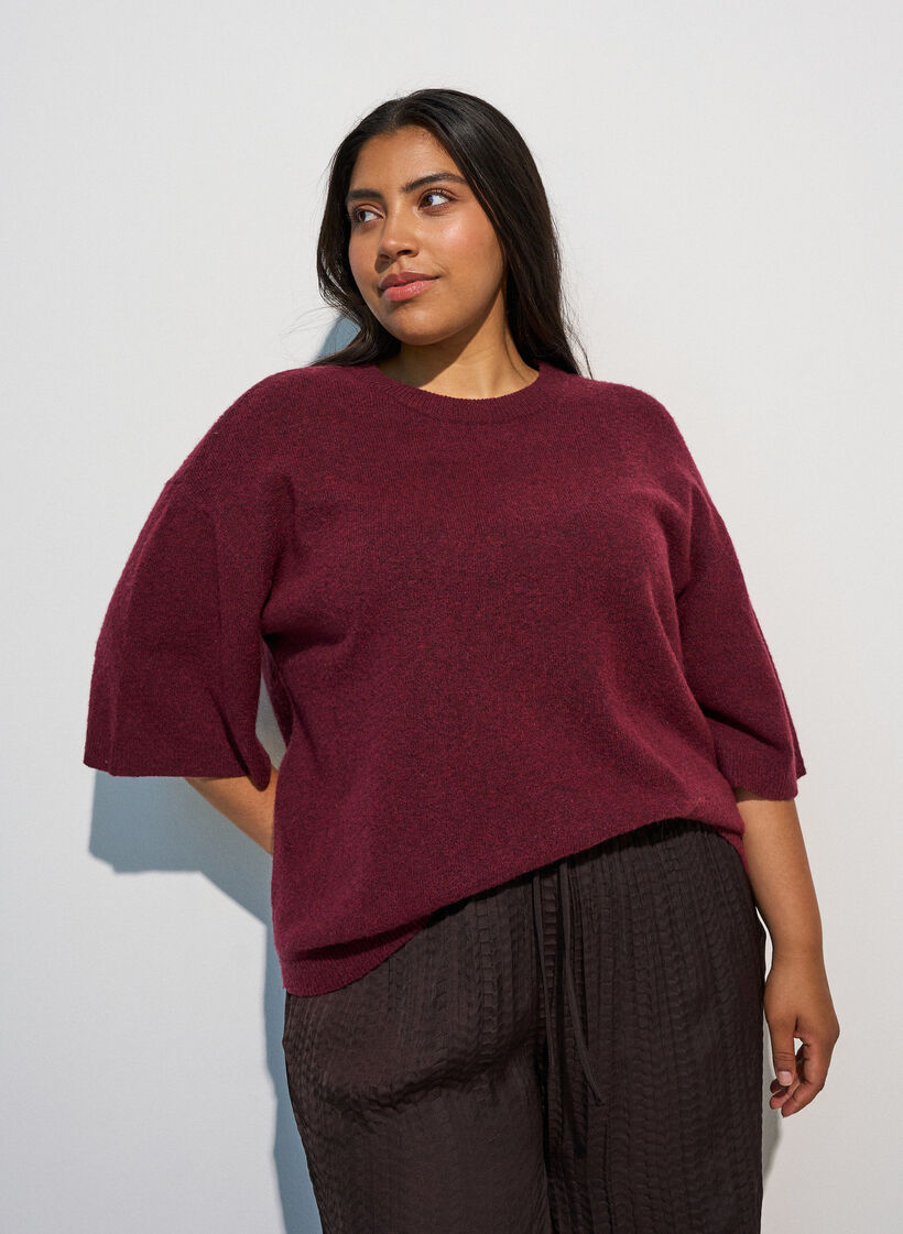 L&oslash;s strikbluse med korte &aelig;rmer, R&oslash;d, Model image number 0