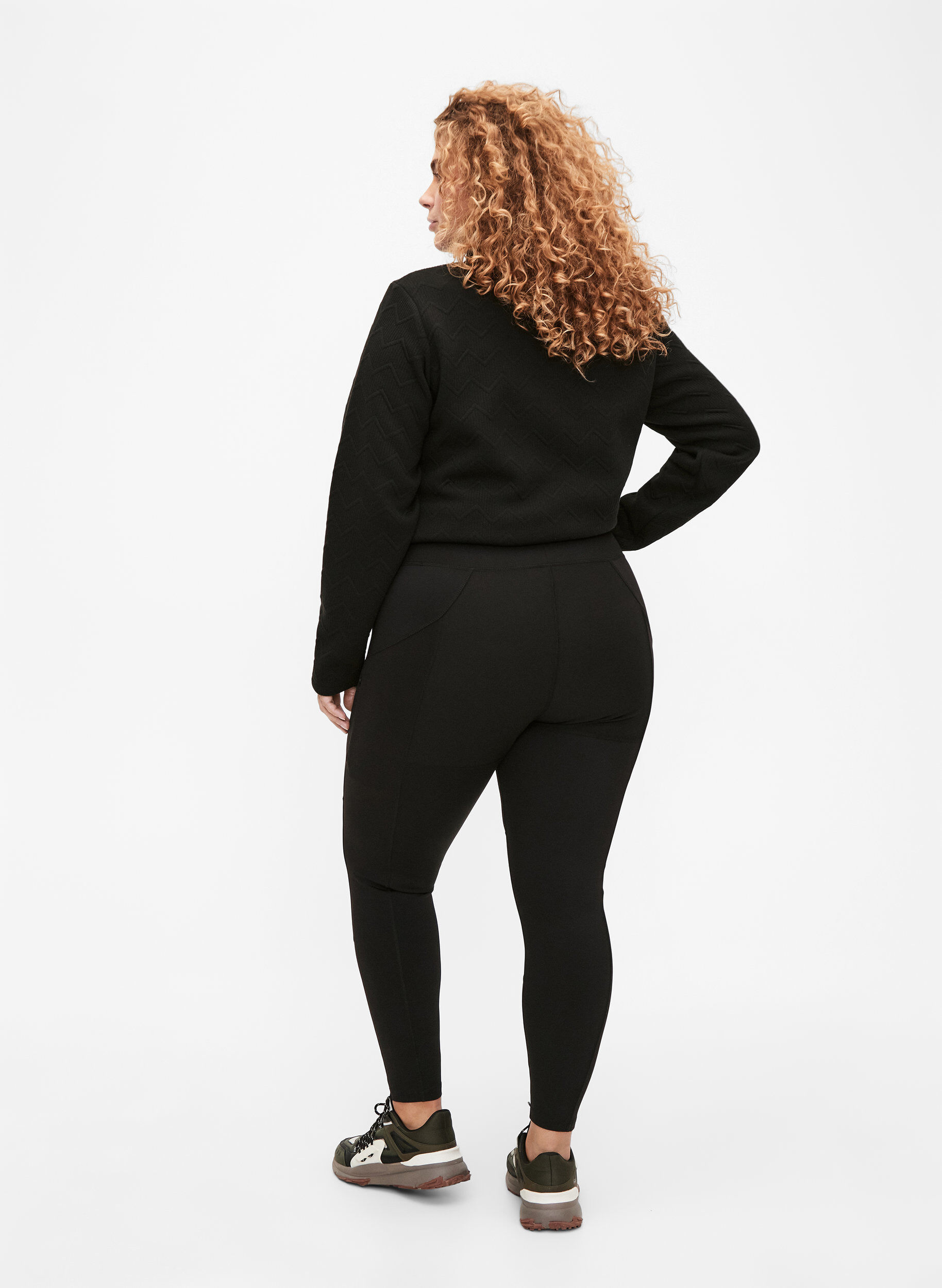 Zizzi Stretchy og slidst&aelig;rke tr&aelig;ningstights med lommer, Black, Model image number 1