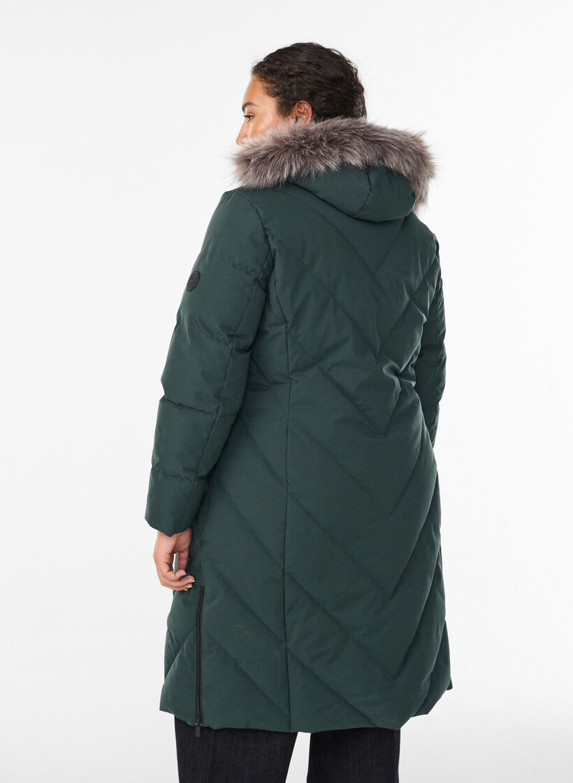 Lang vinterjakke med h&aelig;tte og imiteret pelskrave, Gr&oslash;n, Model image number 2