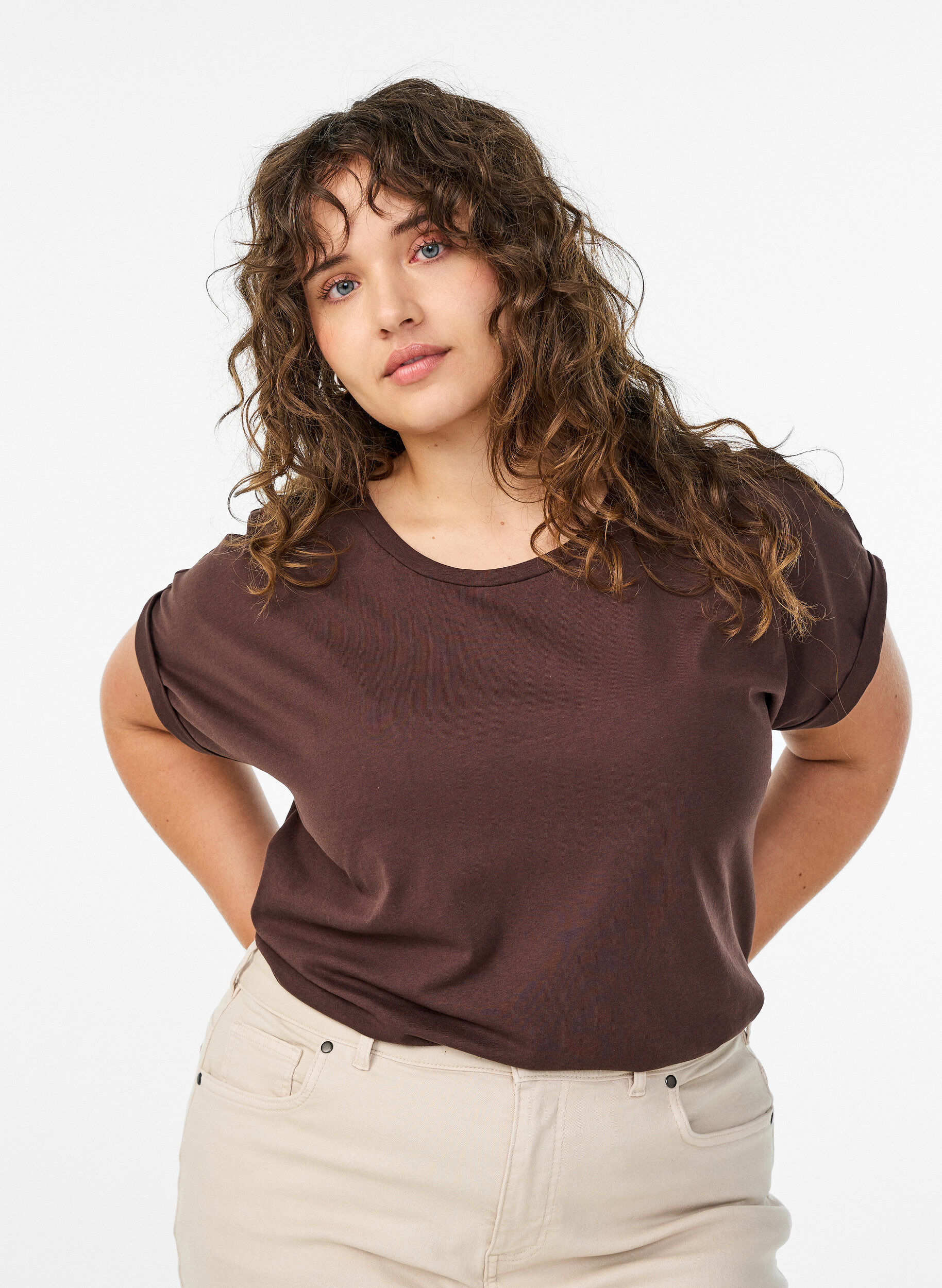 ZizziKort&aelig;rmet t-shirt i bomuldsblanding, Brun, Model image number 0