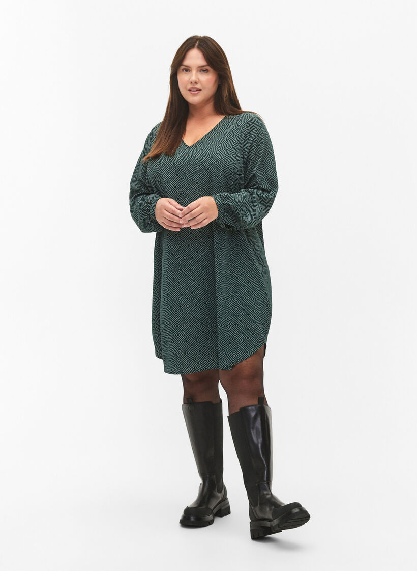 V-hals kjole med print, Scarab Graphic AOP, Model image number 2