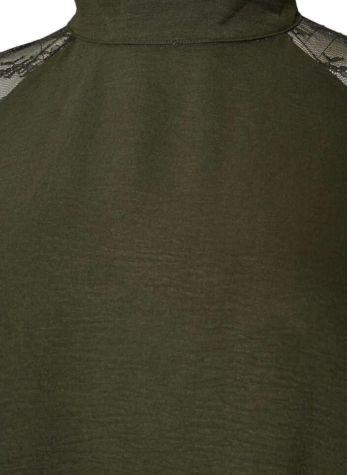Bluse med korte blonde&aelig;rmer og h&oslash;j hals, Gr&oslash;n, Packshot image number 2