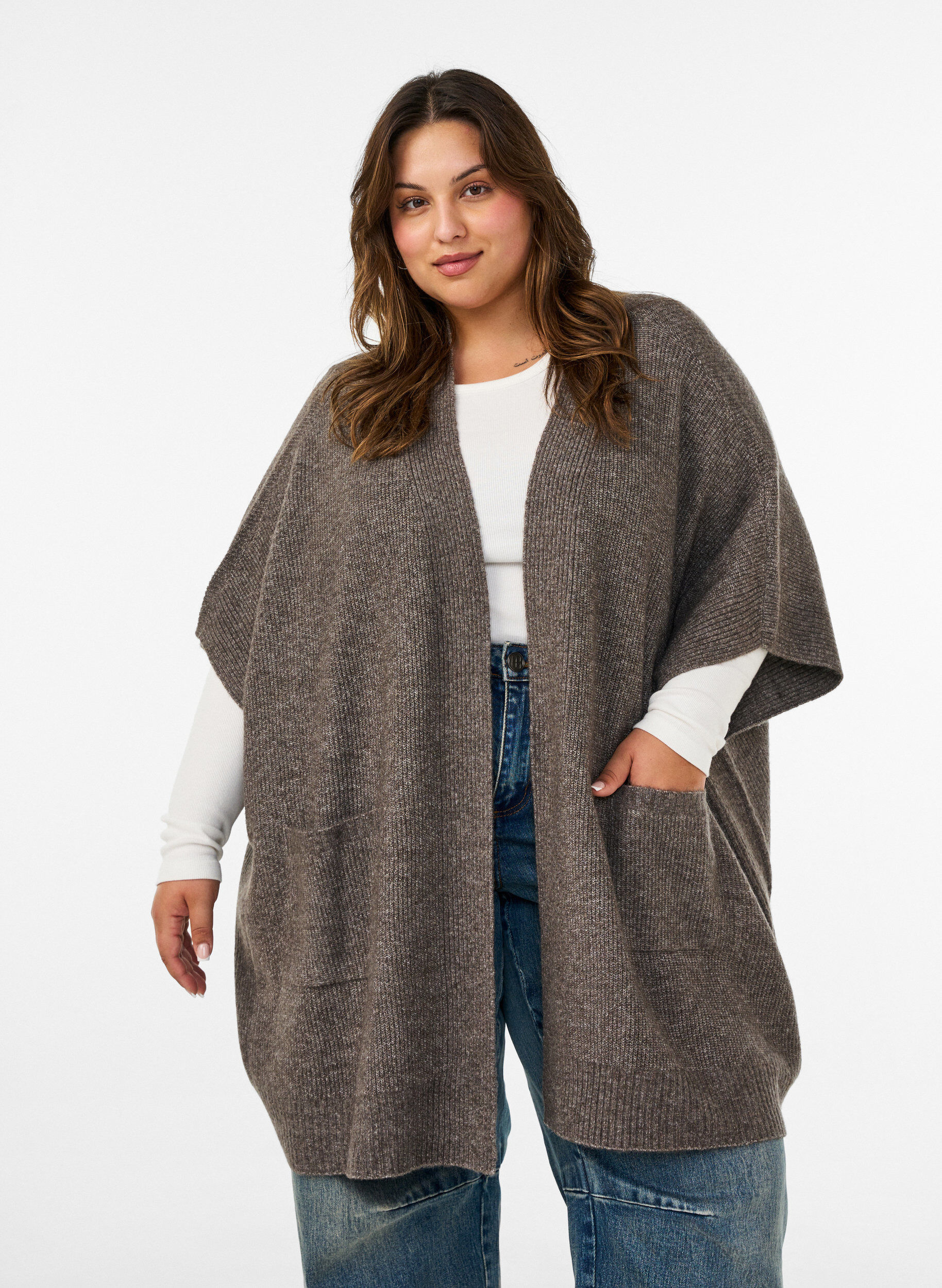 Cardigan med &aring;ben front og vide &aelig;rmer, Brun, Model