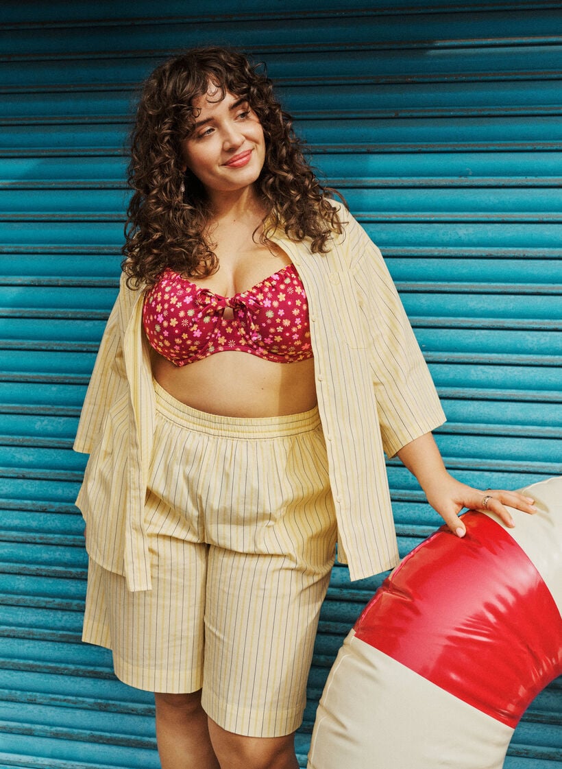 Stribet skjortebluse i l&oslash;s pasform, Gul, Image image number 0