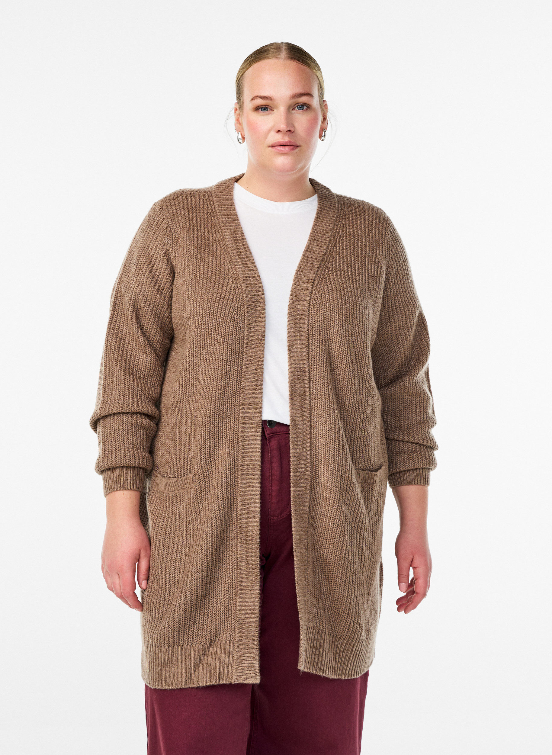 FLASH - Lang ribstrikket cardigan med lommer, Brun, Model
