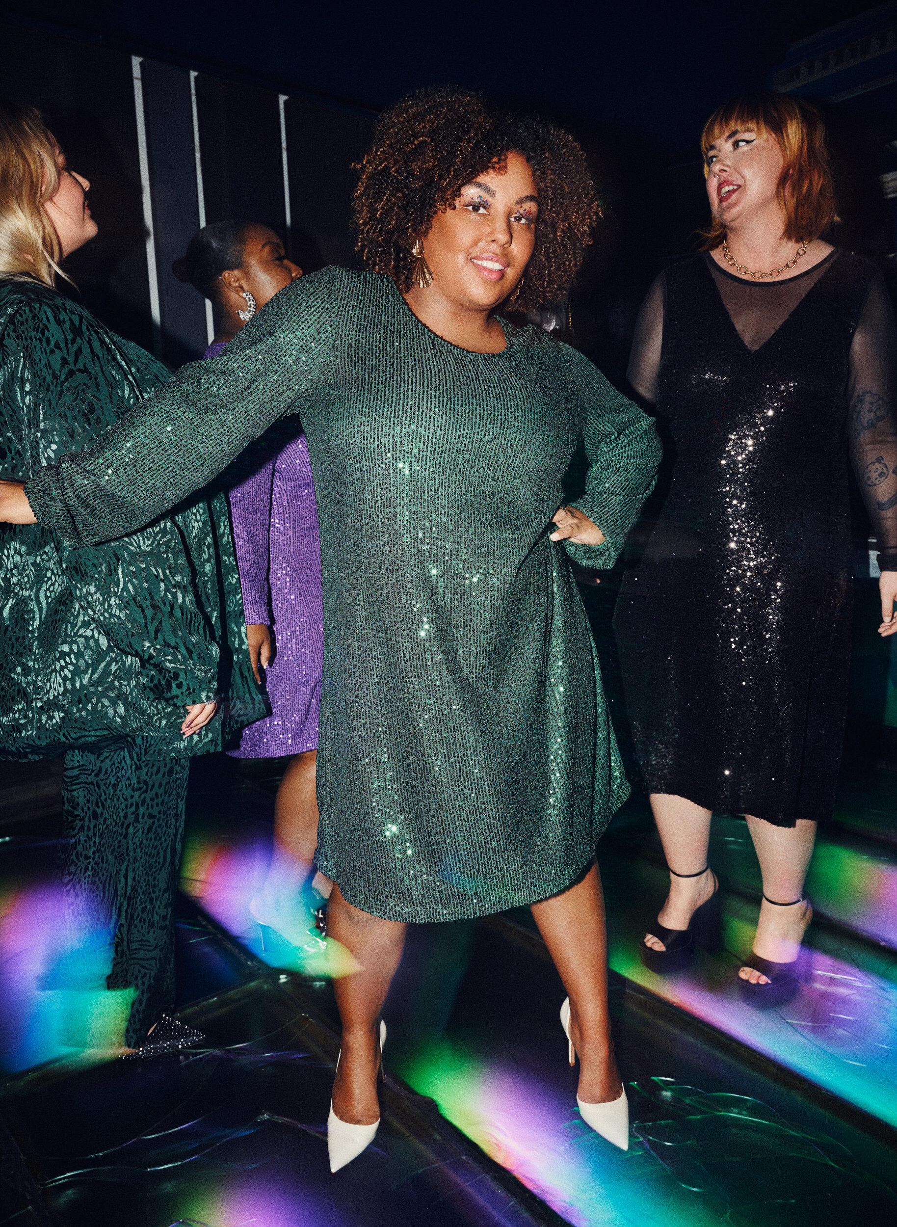 Zizzi Kort pailletkjole med lange &aelig;rmer, Scarab, Image image number 0