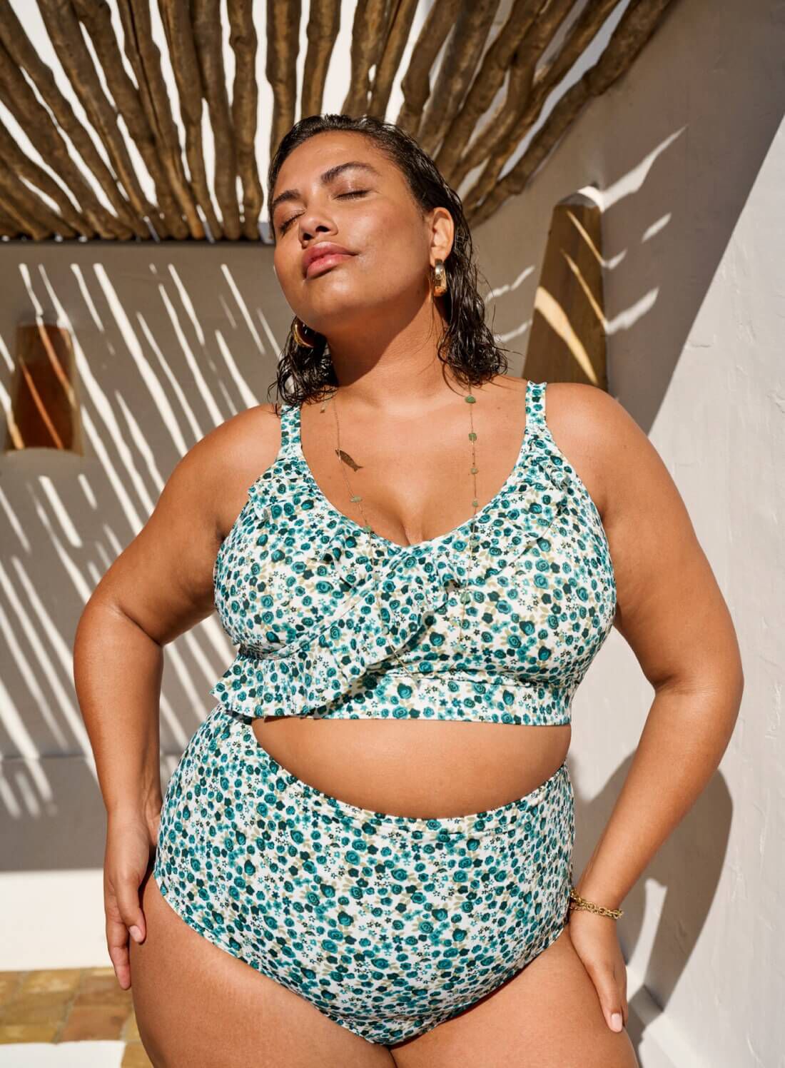 Bikinis&aelig;t med blomster, , Model