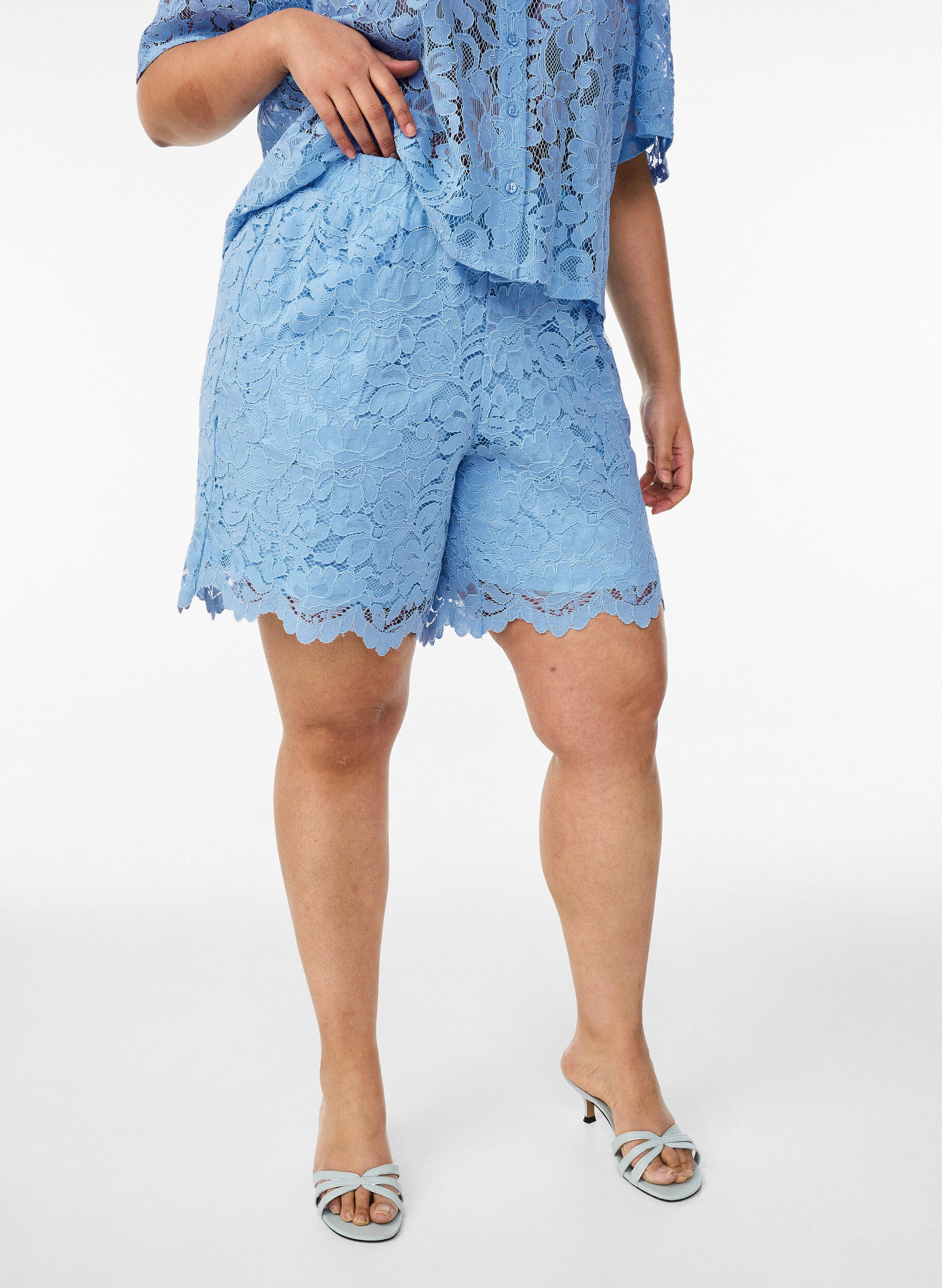 ZizziBlondeshorts med h&oslash;j talje og lommer, Bl&aring;, Packshot image number 2
