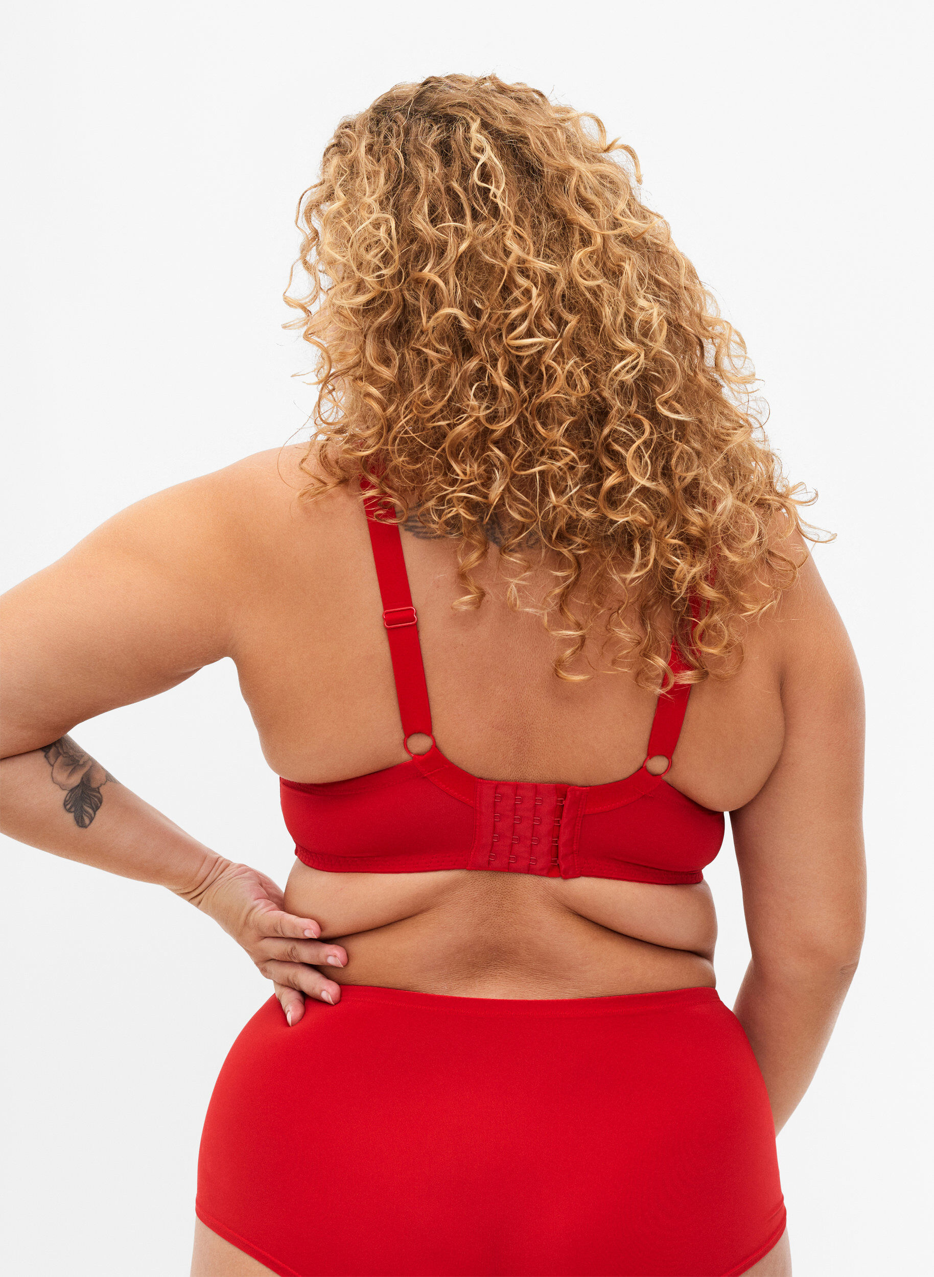 Zizzi Vatteret bh med blonder, Salsa, Model image number 1