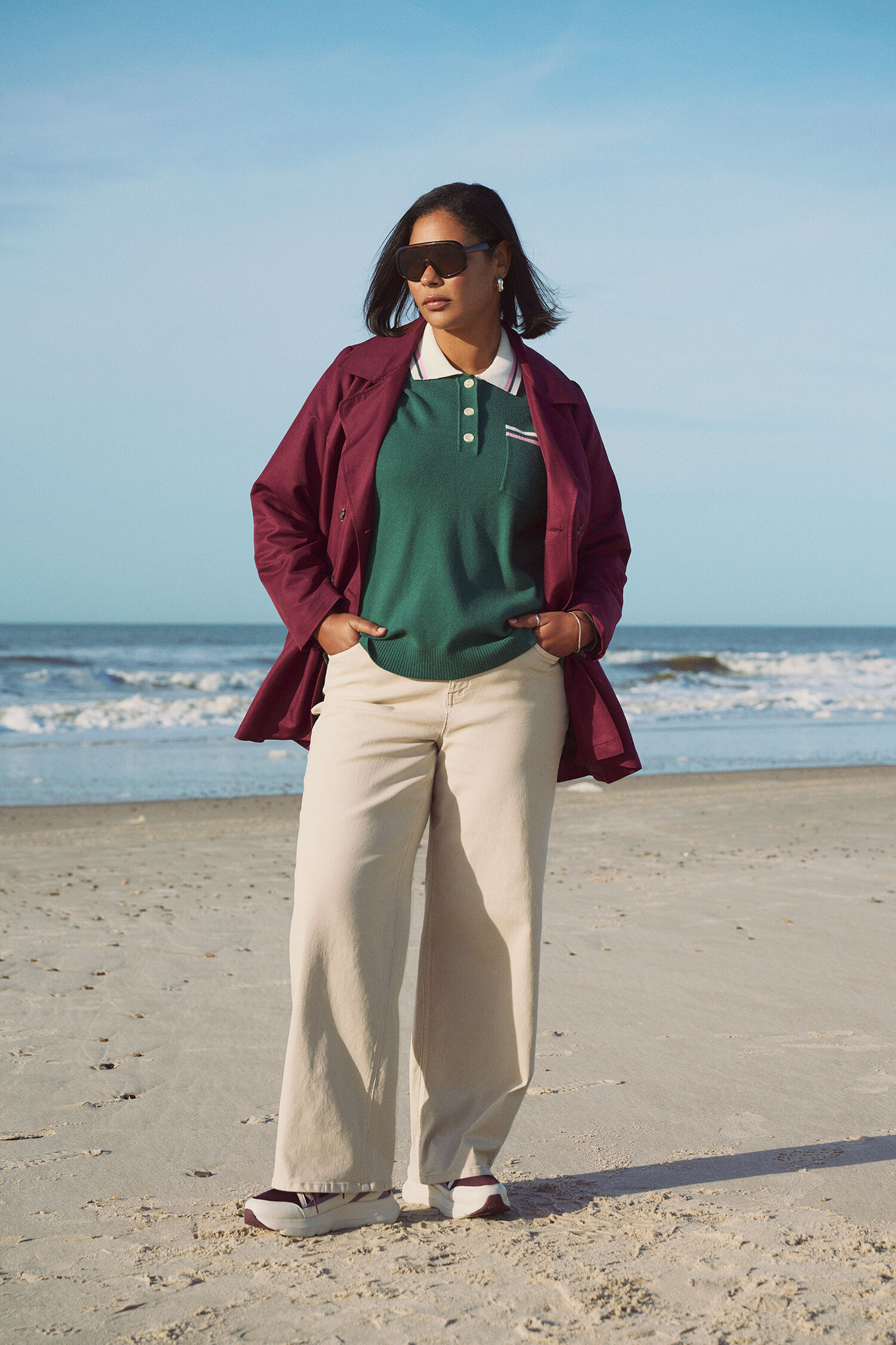 Zizzi Kort trenchcoat med b&aelig;lte, , Model