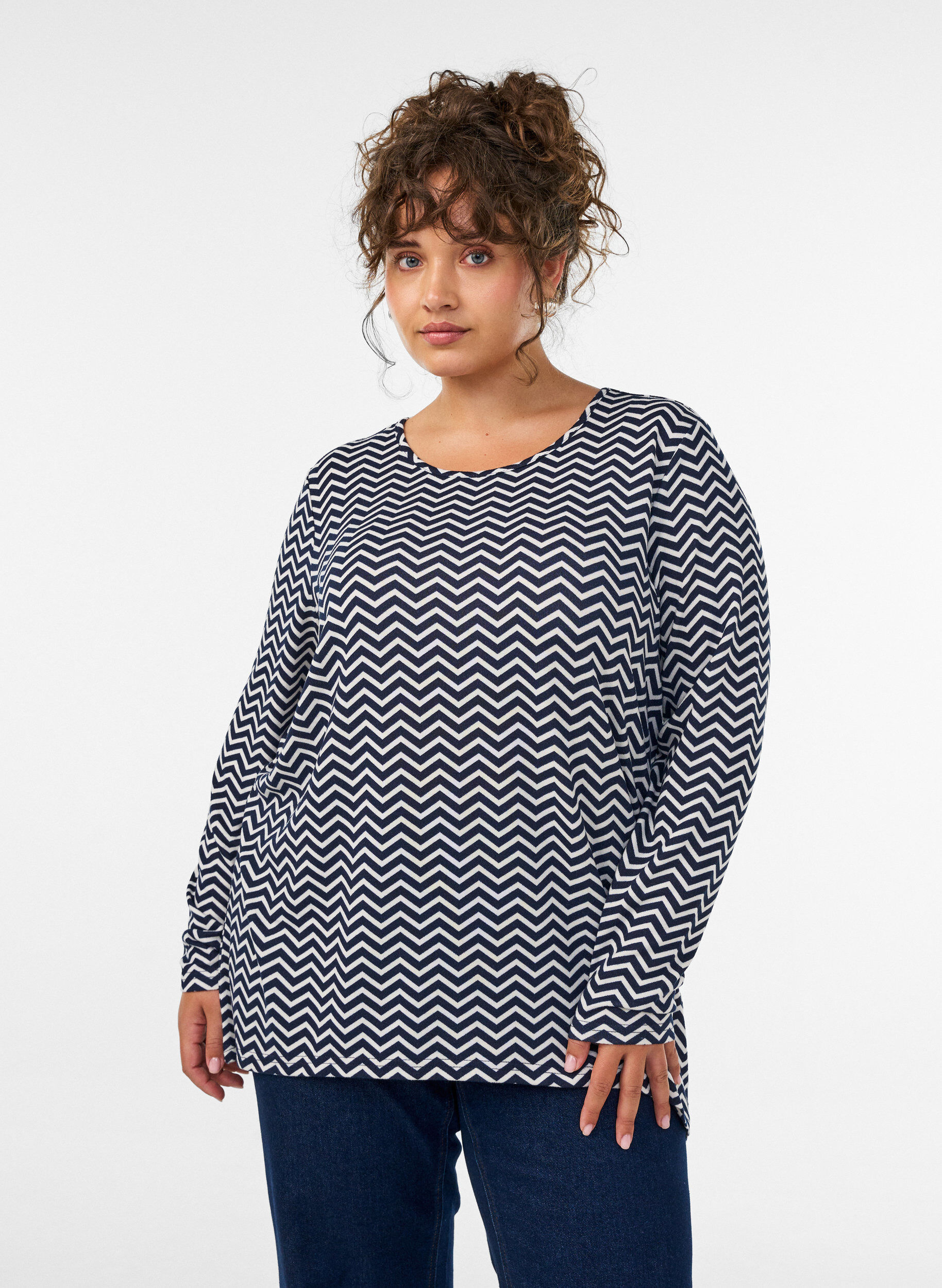 M&oslash;nstret bluse med lange &aelig;rmer, Bl&aring;, Model