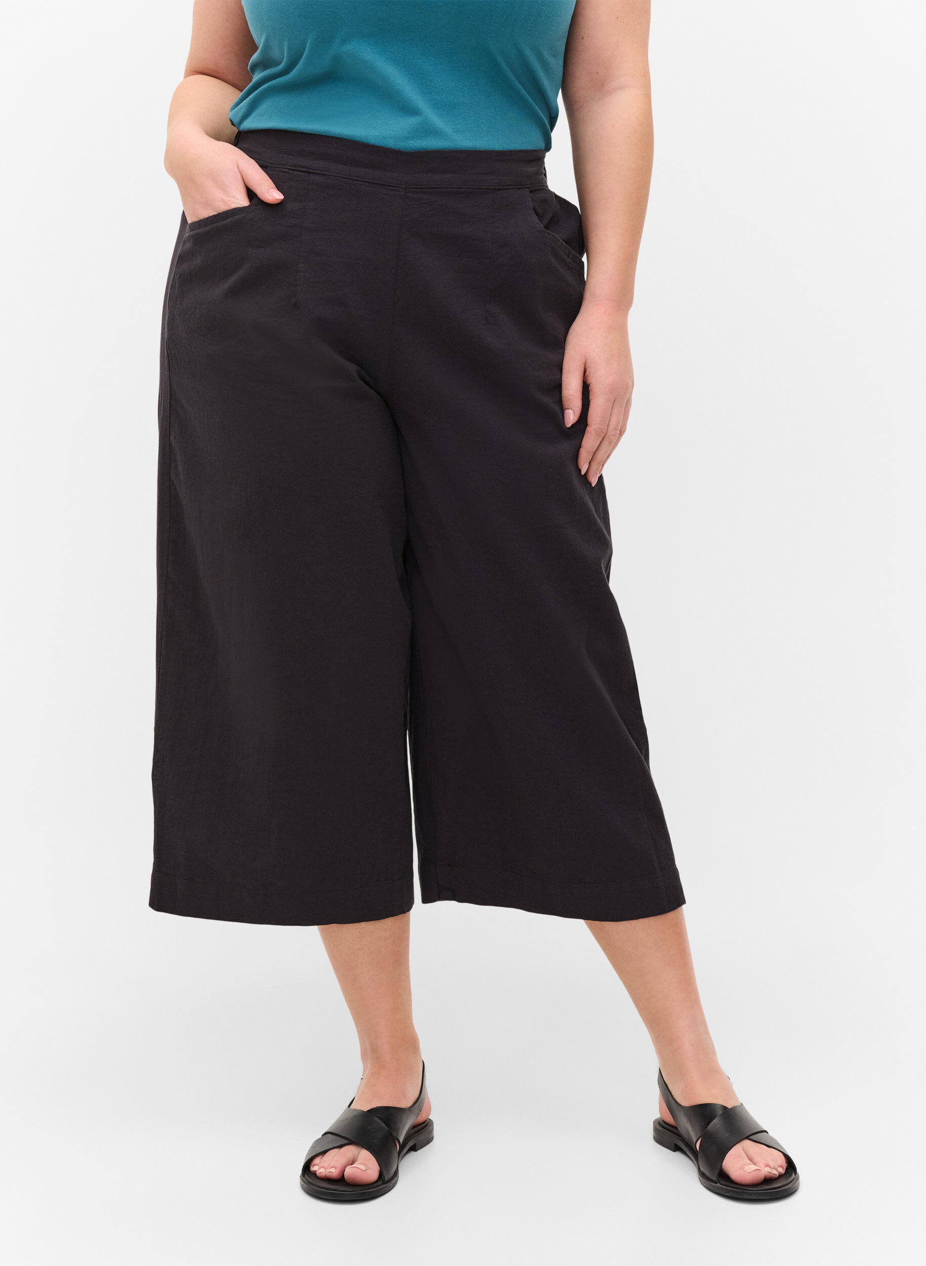 Zizzi L&oslash;se culotte bukser i bomuld, Black, Model image number 2