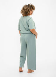 7/8 bukser i  modalmix med lommer, Chinois Green, Model