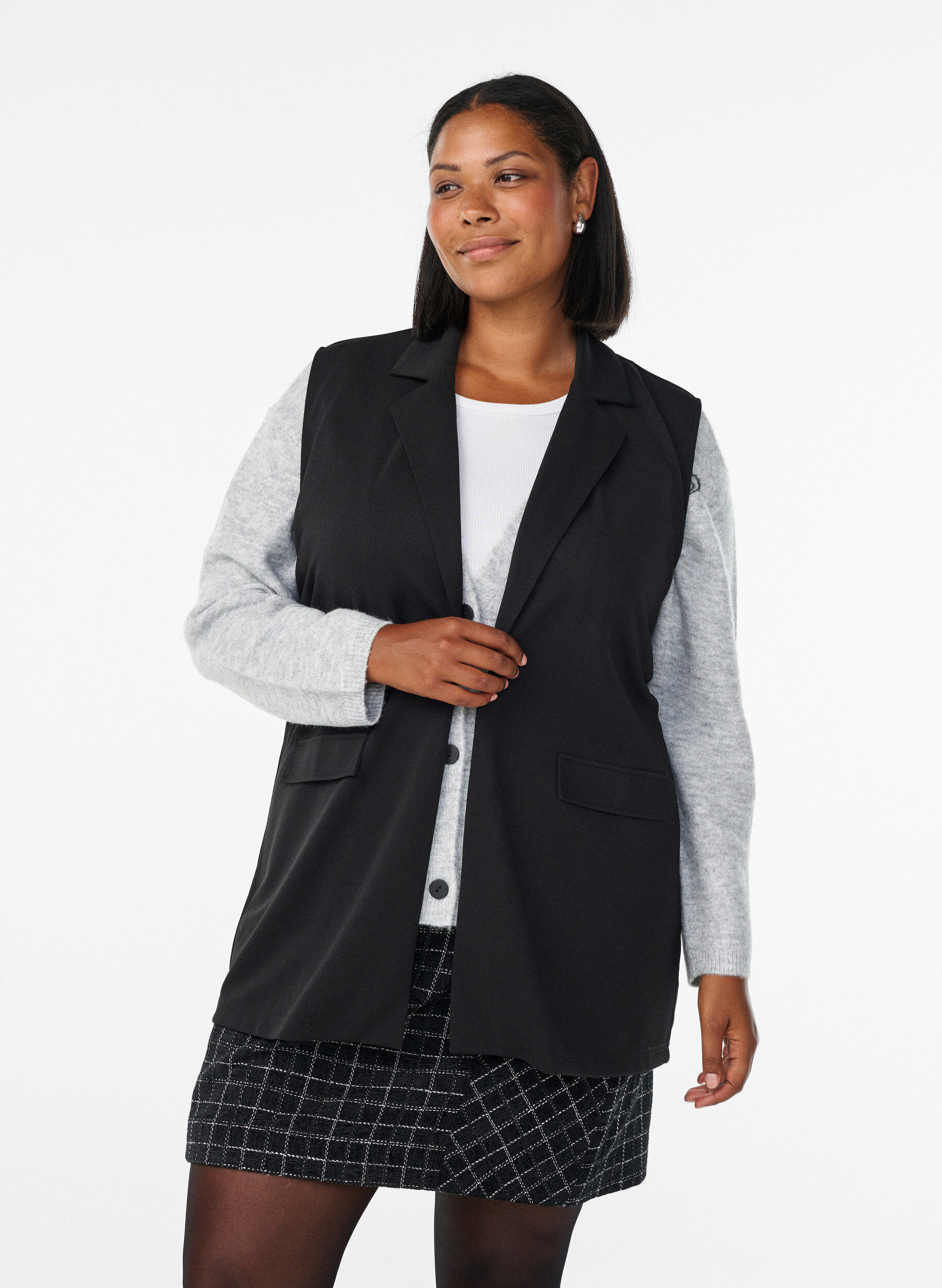 Zizzi &AElig;rmel&oslash;s blazer-vest med klassiske revers, Sort, Model image number 0