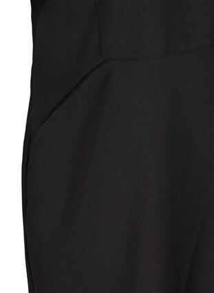 Ensfarvet etui kjole med v-udskæring, Black, Packshot image number 3