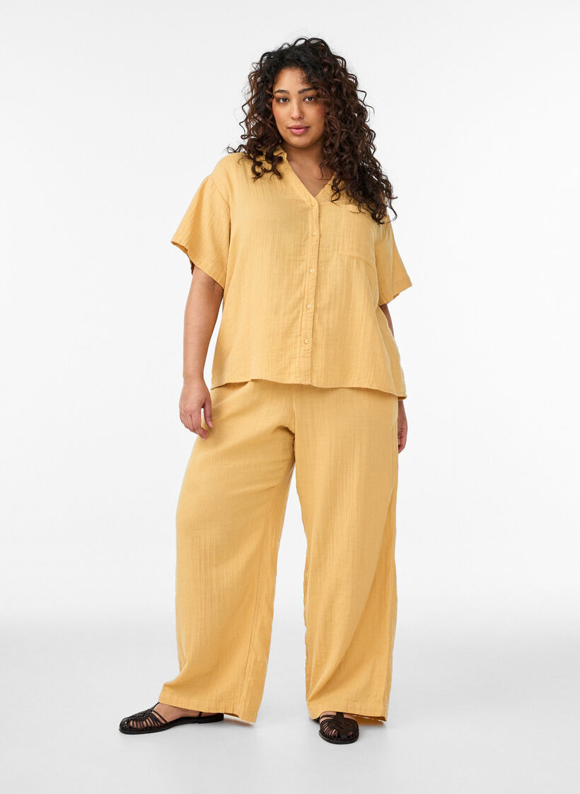 Skjortebluse i bomuldsmusselin med korte &aelig;rmer, Gul, Model image number 1
