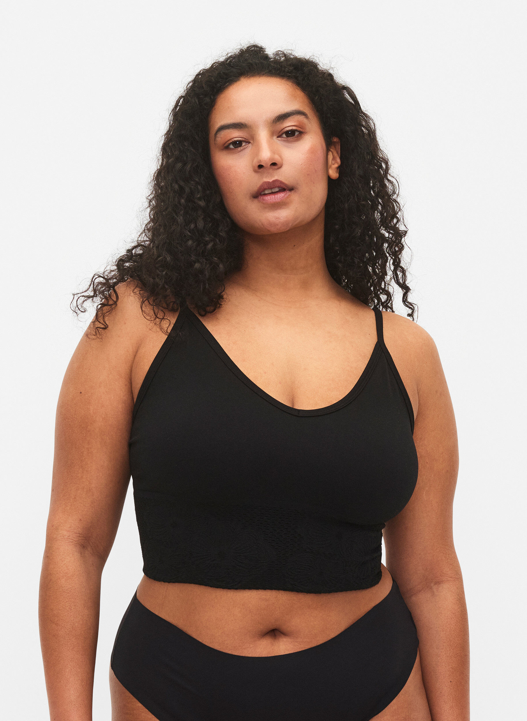 Zizzi Seamless bh top, Black, Model image number 0