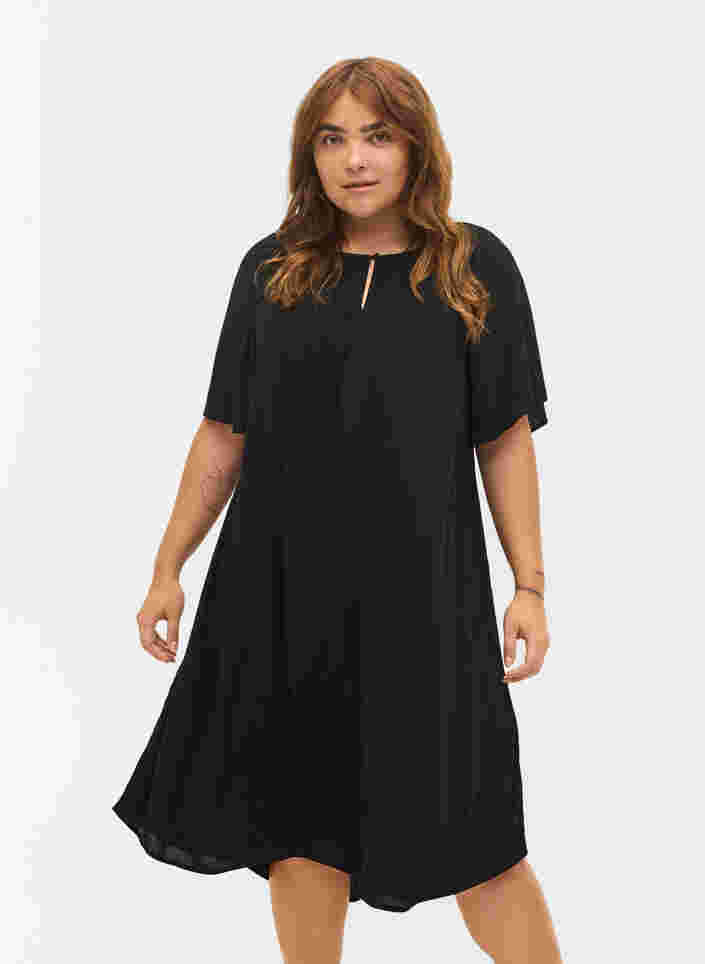 Kortærmet kjole i viskose, Black, Model image number 0