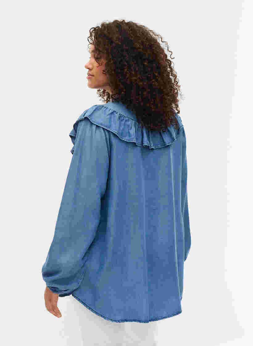 Langærmet skjorte med flæser i lyocell (TENCEL™), Blue denim, Model image number 1