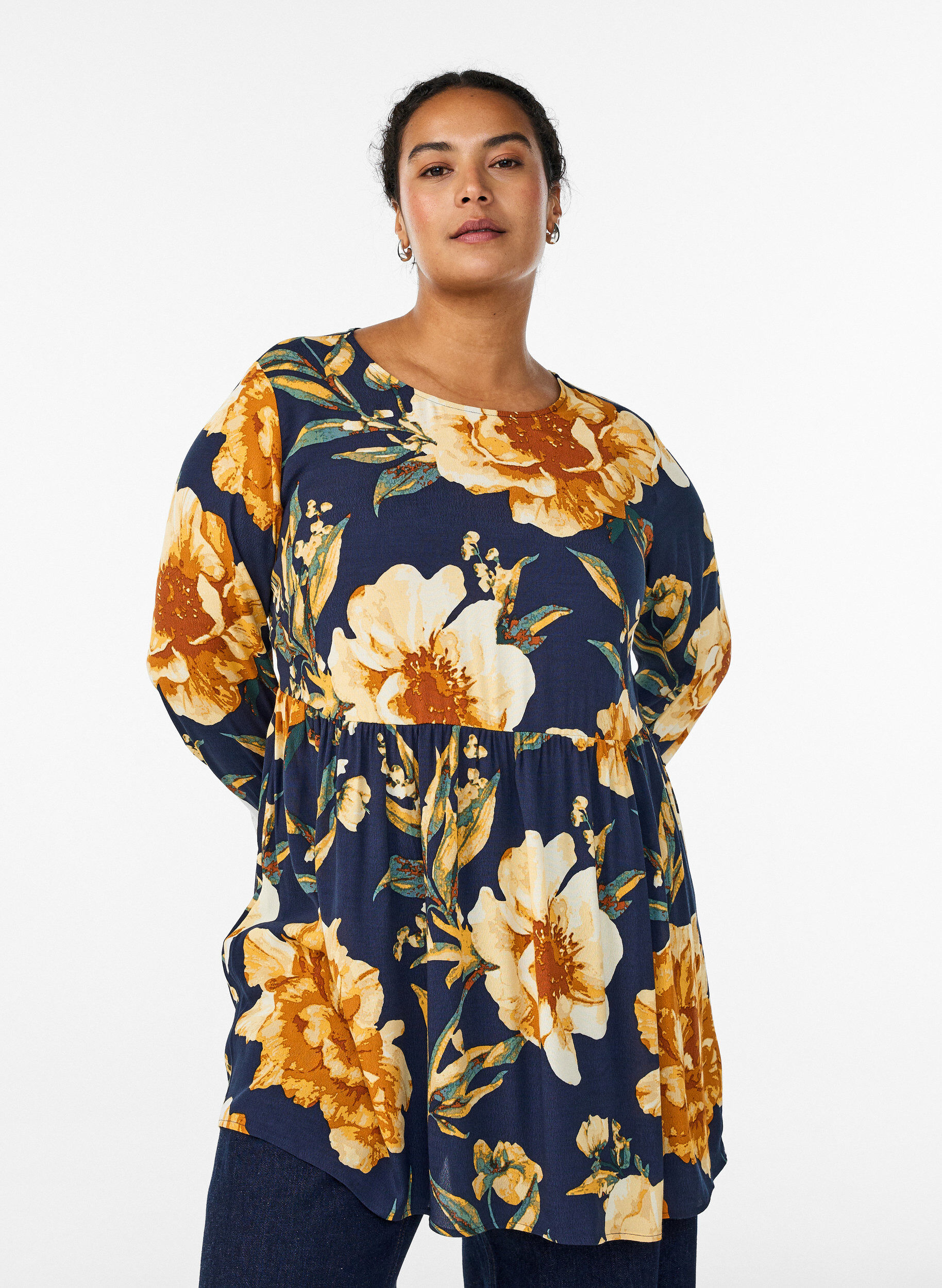 Zizzi Lang&aelig;rmet tunika med sk&aelig;ring, Bl&aring;, Model image number 0