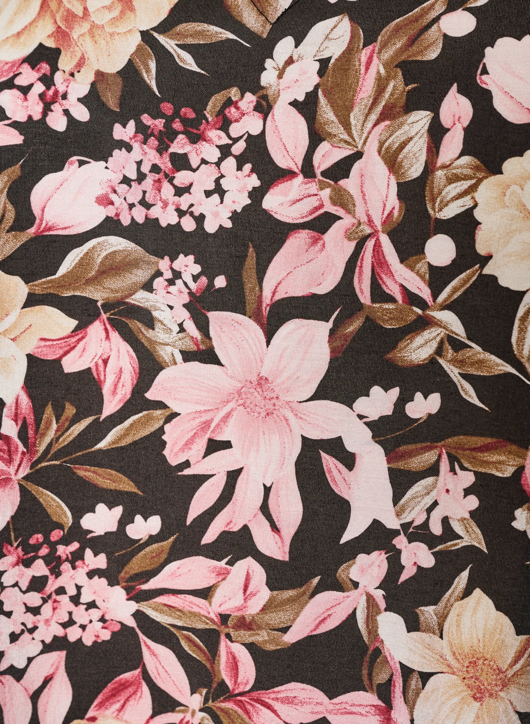 ZizziViskosebluse med V-udsk&aelig;ring, Lyser&oslash;d, Packshot image number 2