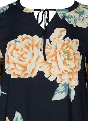 Kortærmet viskose kjole med print, Roses on Navy, Packshot image number 2