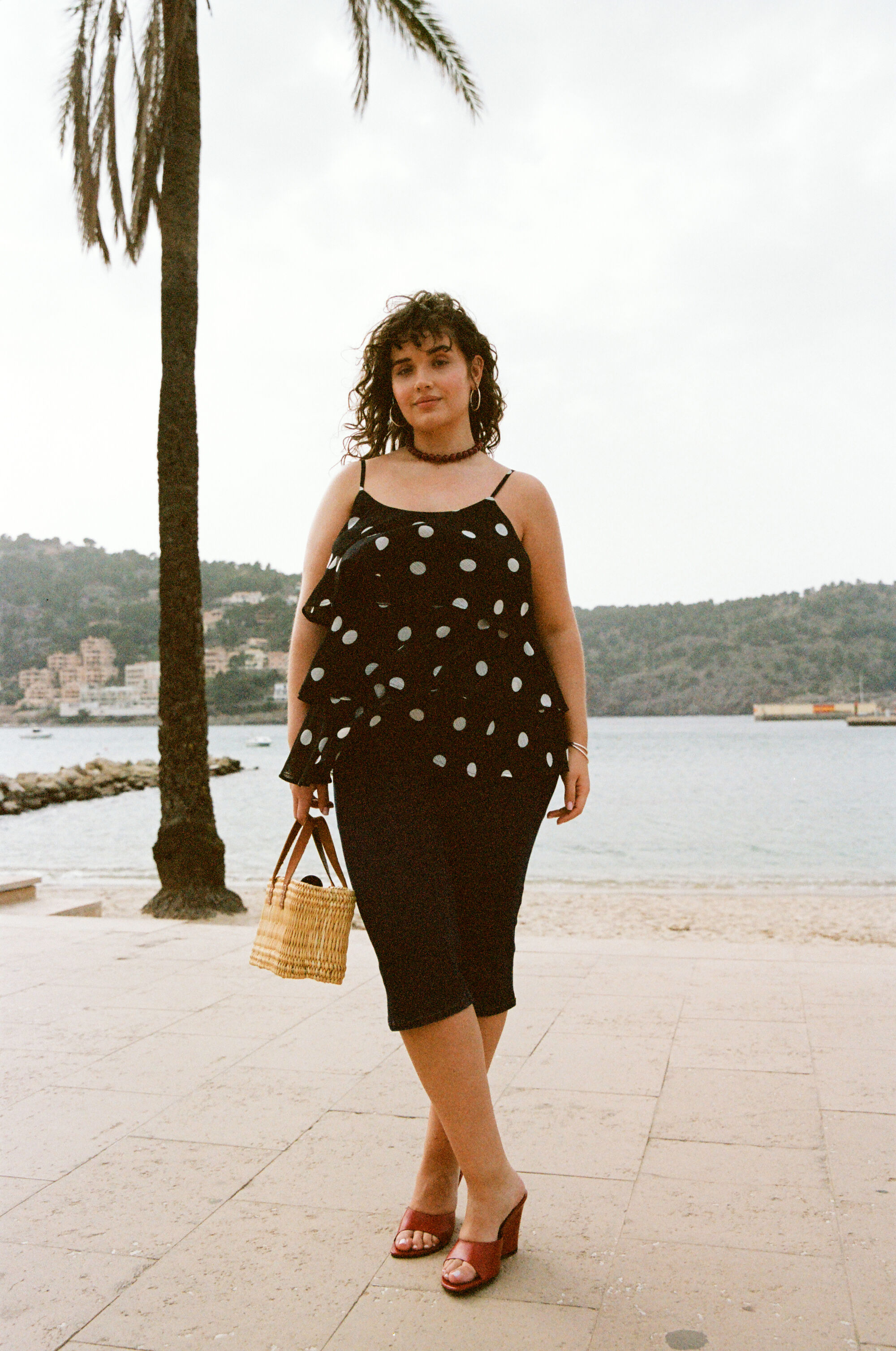 ZizziPrikket sommerstil med kant, , Model