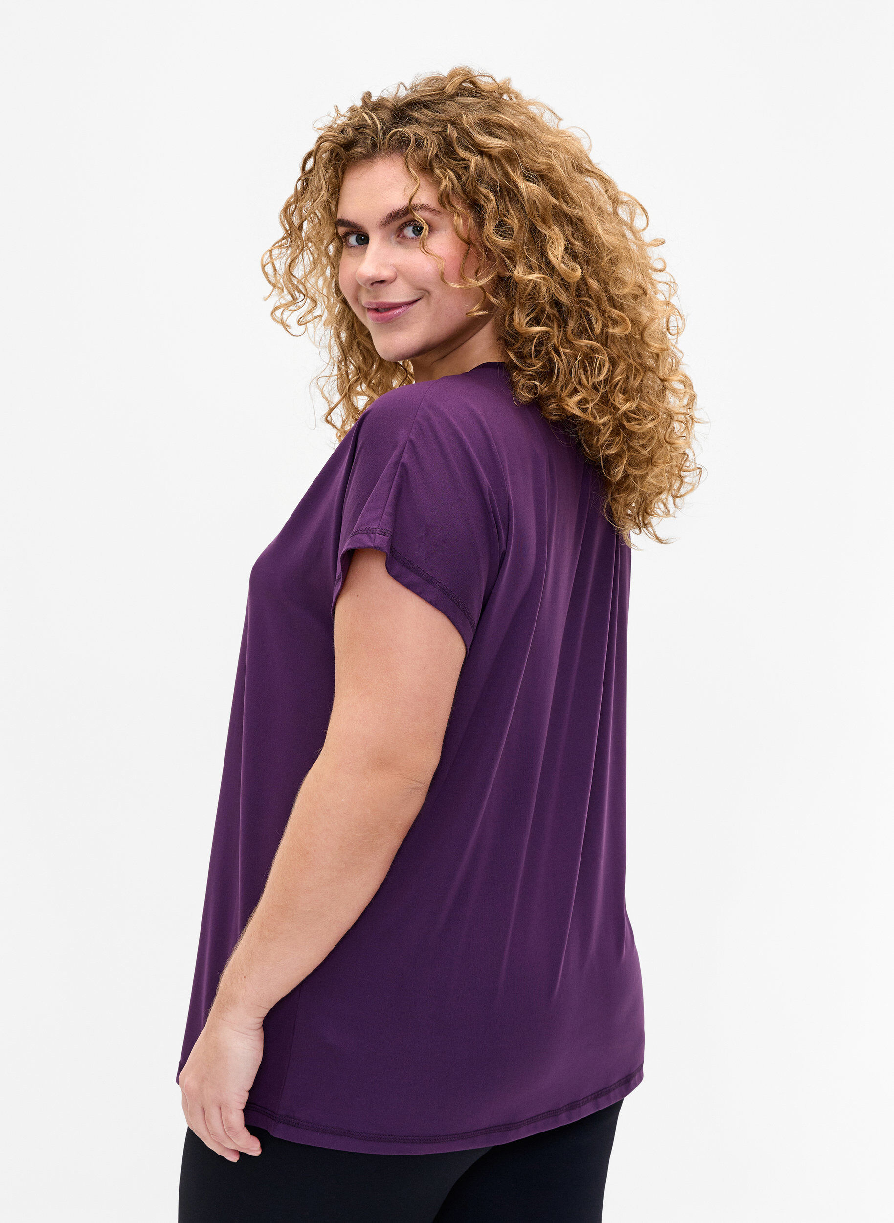 Zizzi L&oslash;s tr&aelig;nings t-shirt med v-hals, Purple Pennant, Model image number 1