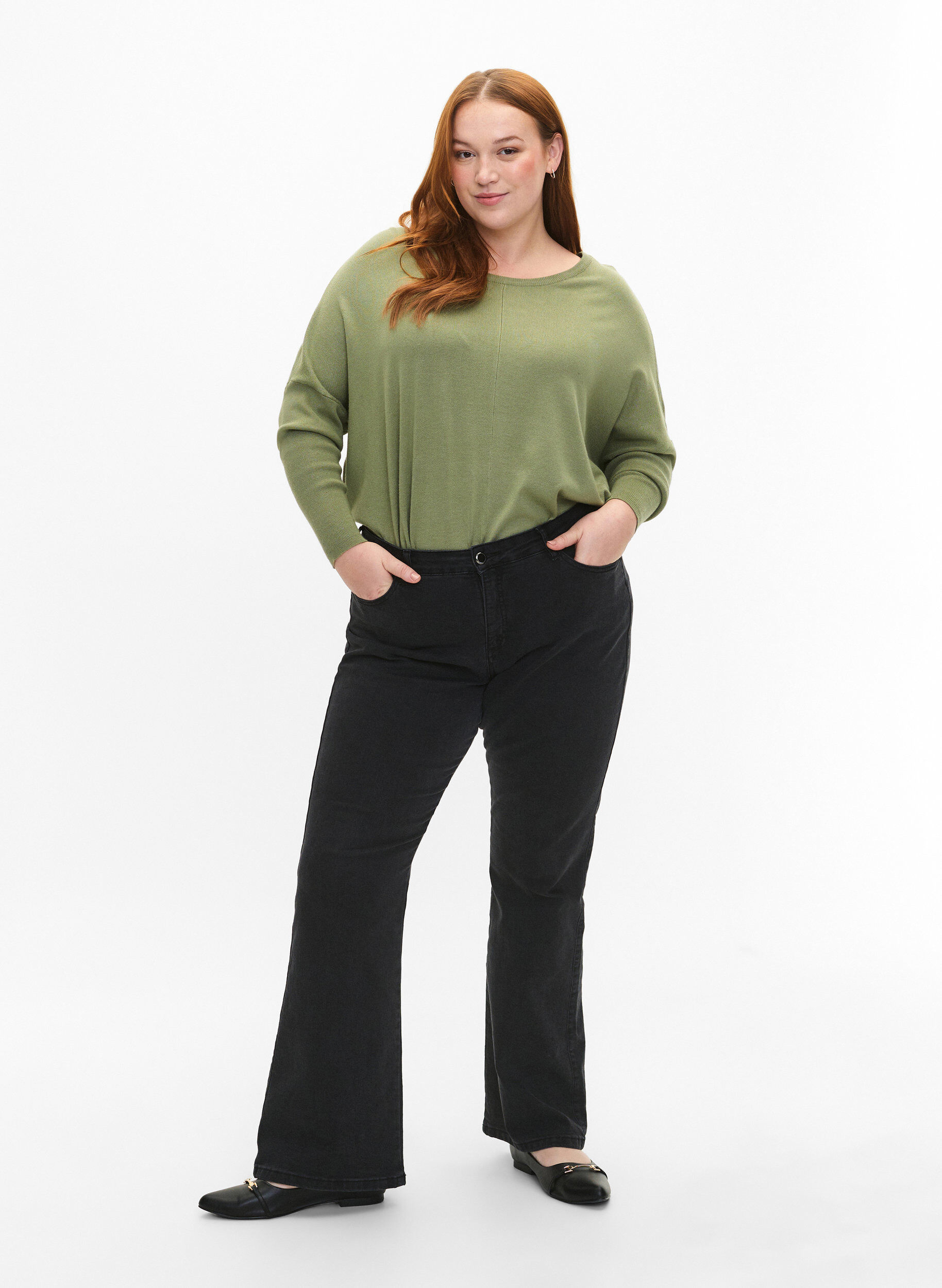 Zizzi Strikket tunika i viskoseblanding, Oil Green, Model image number 2