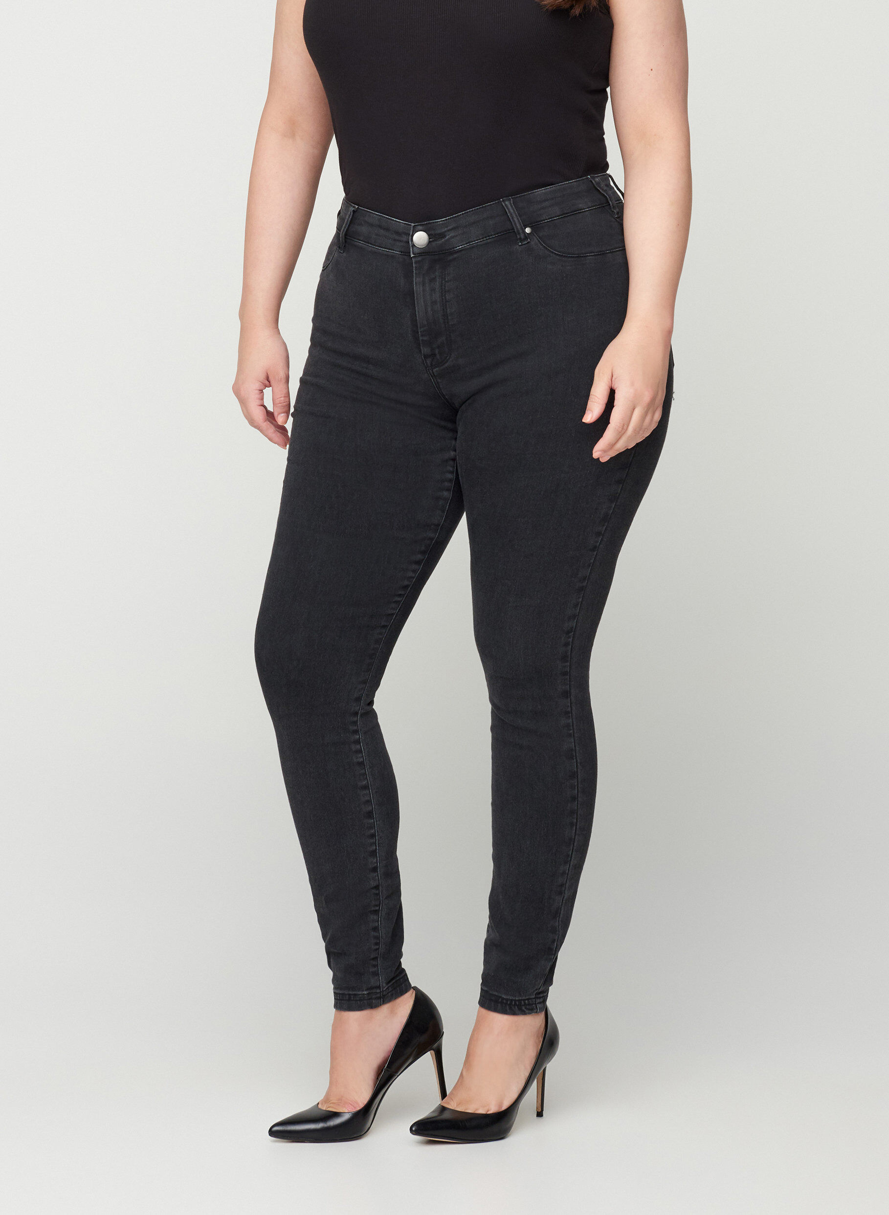 Zizzi Jeggings i bomuldsmix, Grey Denim, Model image number 2