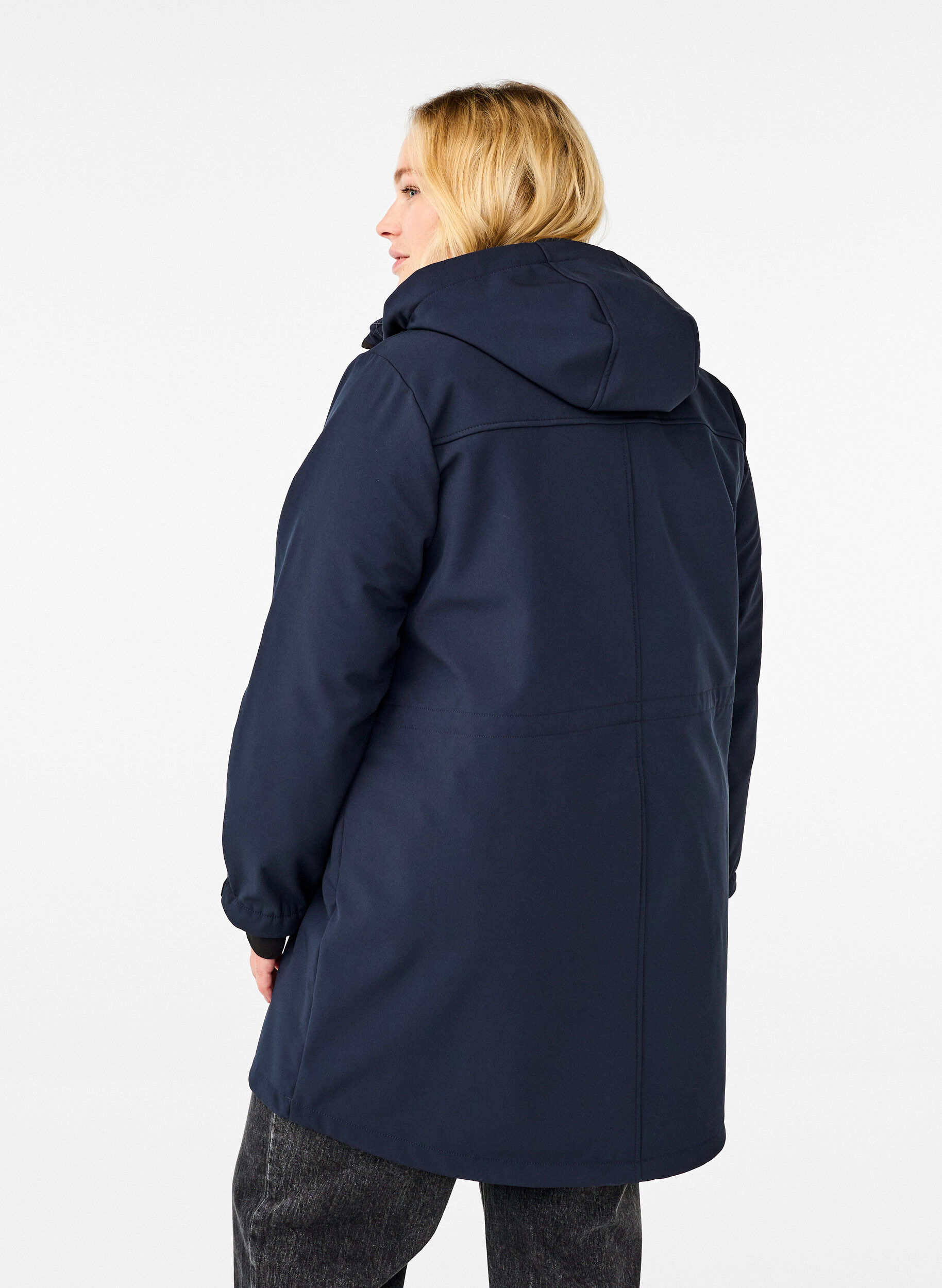 Zizzi Softshell jakke med aftagelig h&aelig;tte, Bl&aring;, Model image number 2
