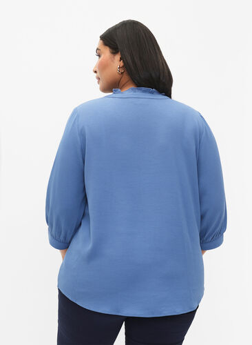 Skjortebluse med 3/4 ærmer og flæsekrave, Moonlight Blue, Model image number 1