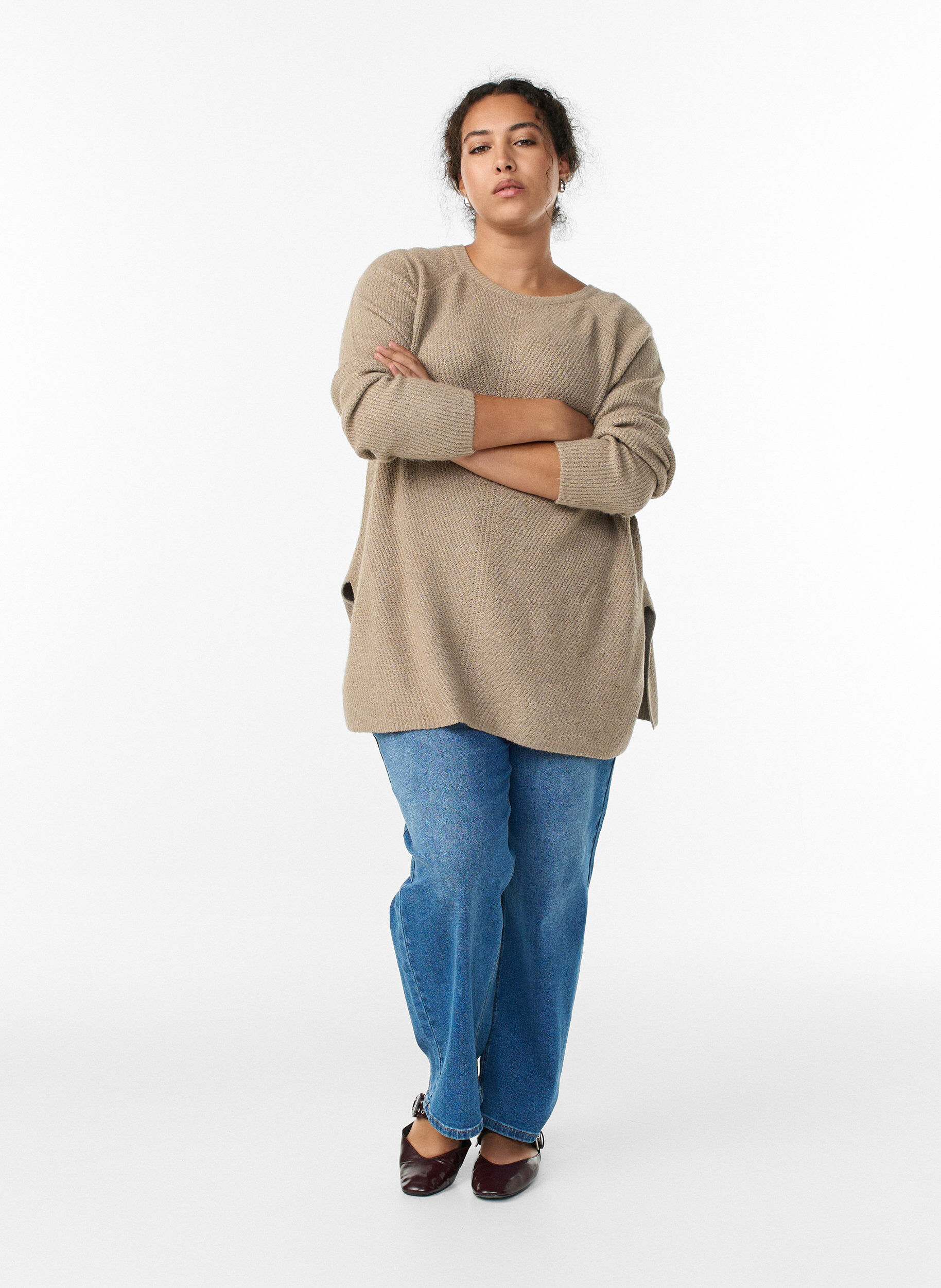 Zizzi Strikbluse med diagonalt m&oslash;nster og raglan&aelig;rmer, Beige, Model image number 1