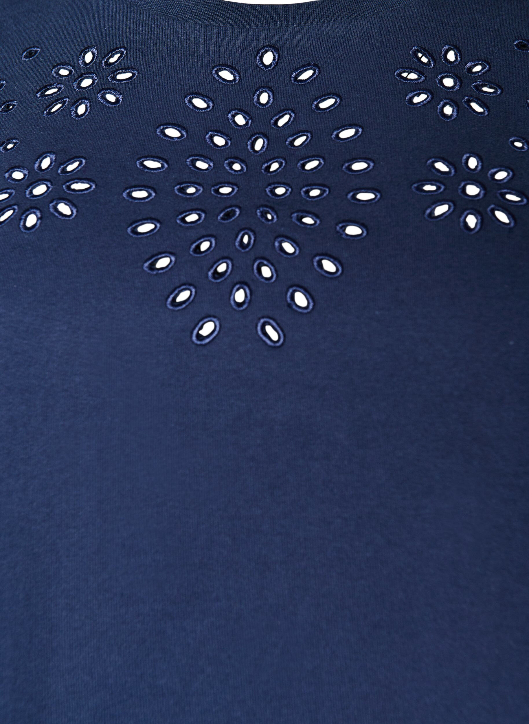 ZizziT-shirt i &oslash;kologisk bomuld med hulbroderi, Bl&aring;, Packshot image number 2
