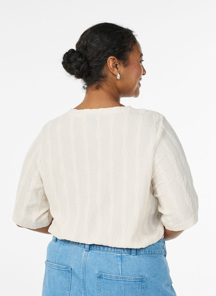 Bluse med strukturmønster og korte ærmer, Beige, Model image number 2