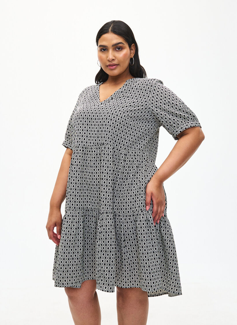 FLASH - Kjole med print og a-snit, Black White Graphic, Model image number 0