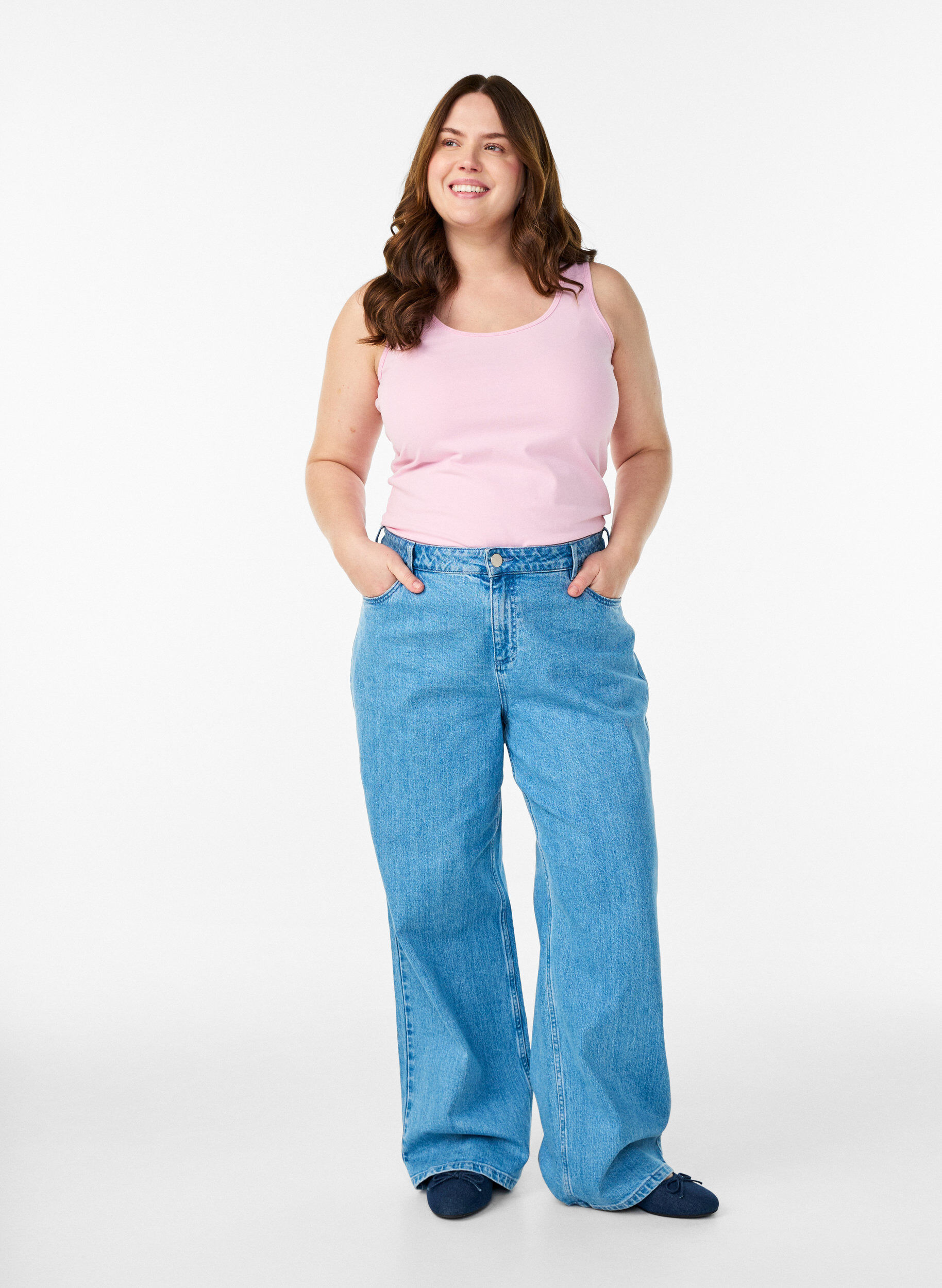 ZizziEnsfarvet basis top i bomuld, Lyser&oslash;d, Model image number 1