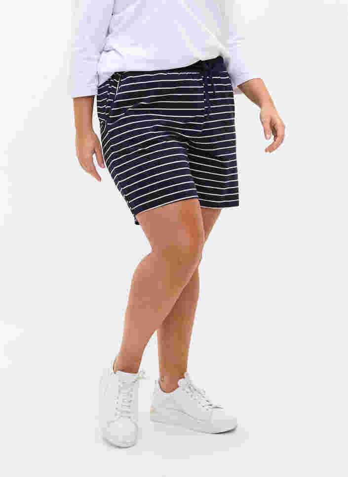 Bomulds shorts med lommer, Blue Stripe, Model image number 2