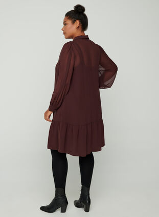 Langærmet kjole med knaplukning, Fudge, Model image number 1