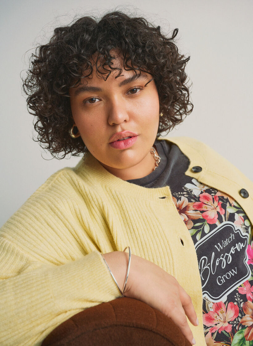 T-shirt i &oslash;kologisk bomuld med print washed effekt, Gr&aring;, Image image number 0